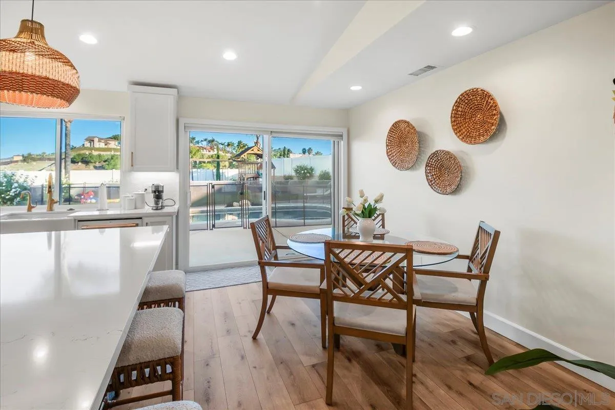 https://cdn.realtyfeed.com/cdn/127/250045956/173239bb6db5edc37428e59553f0c866.webp