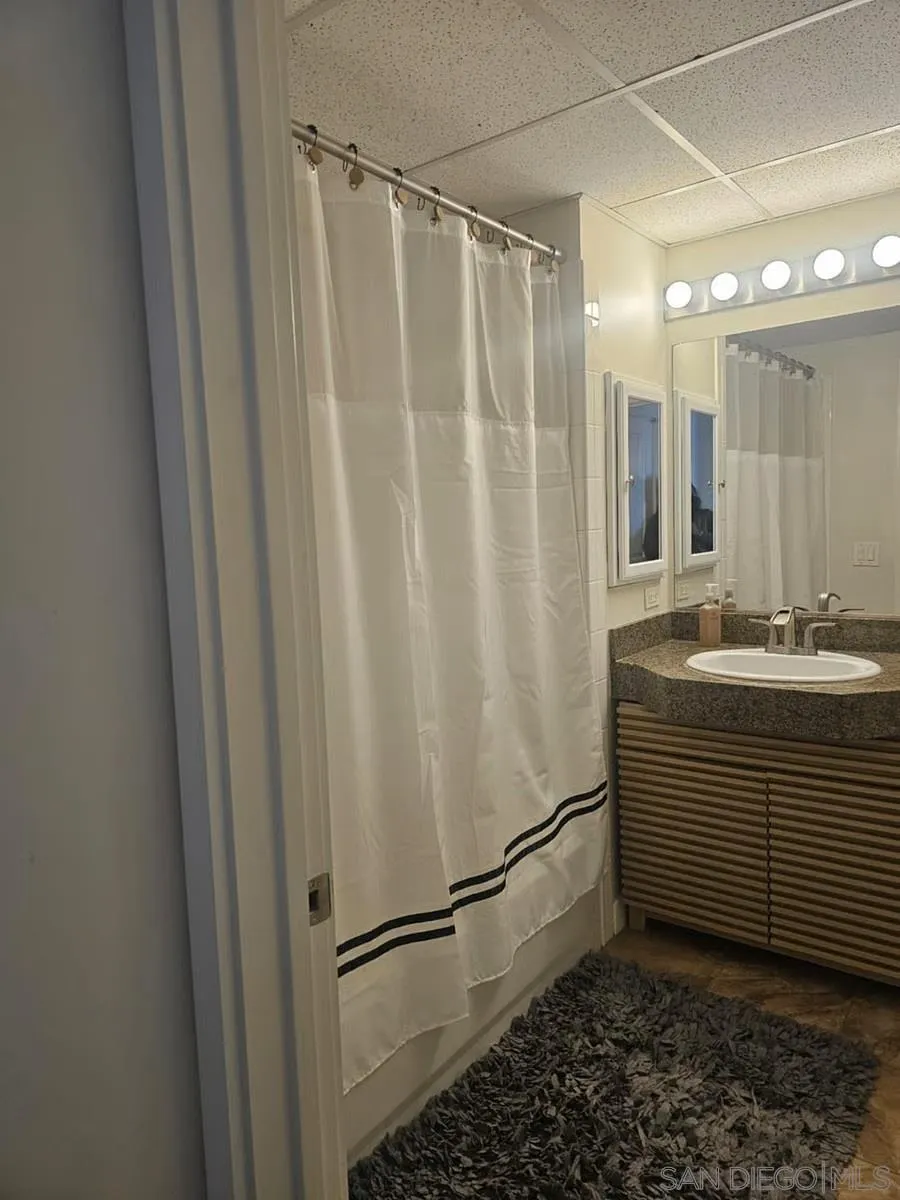 https://cdn.realtyfeed.com/cdn/127/250045961/e4978e86754888d228b2762c702fae35.webp