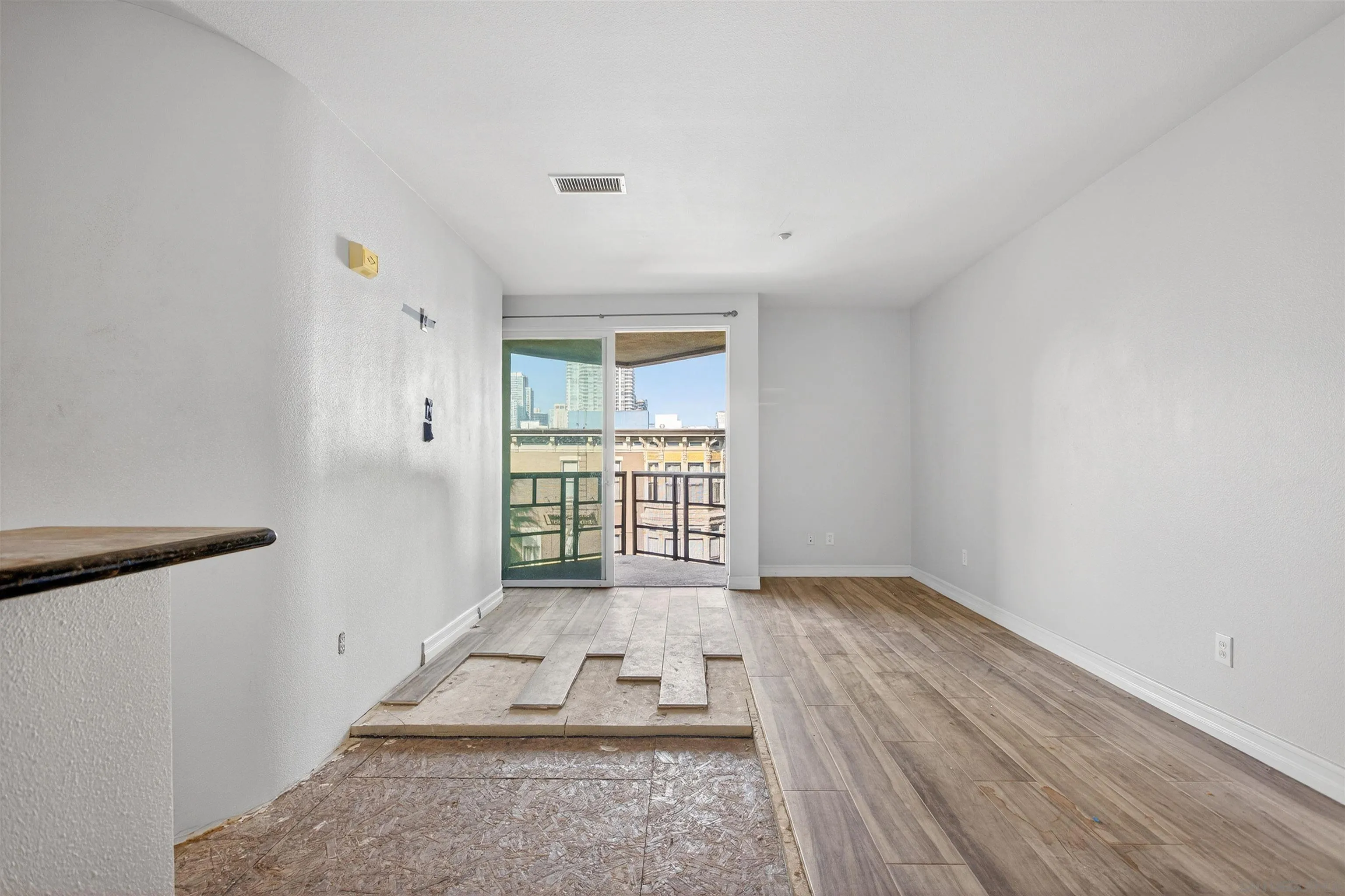 https://cdn.realtyfeed.com/cdn/127/250045967/84629ed943063738106c96bc13f79f37.webp