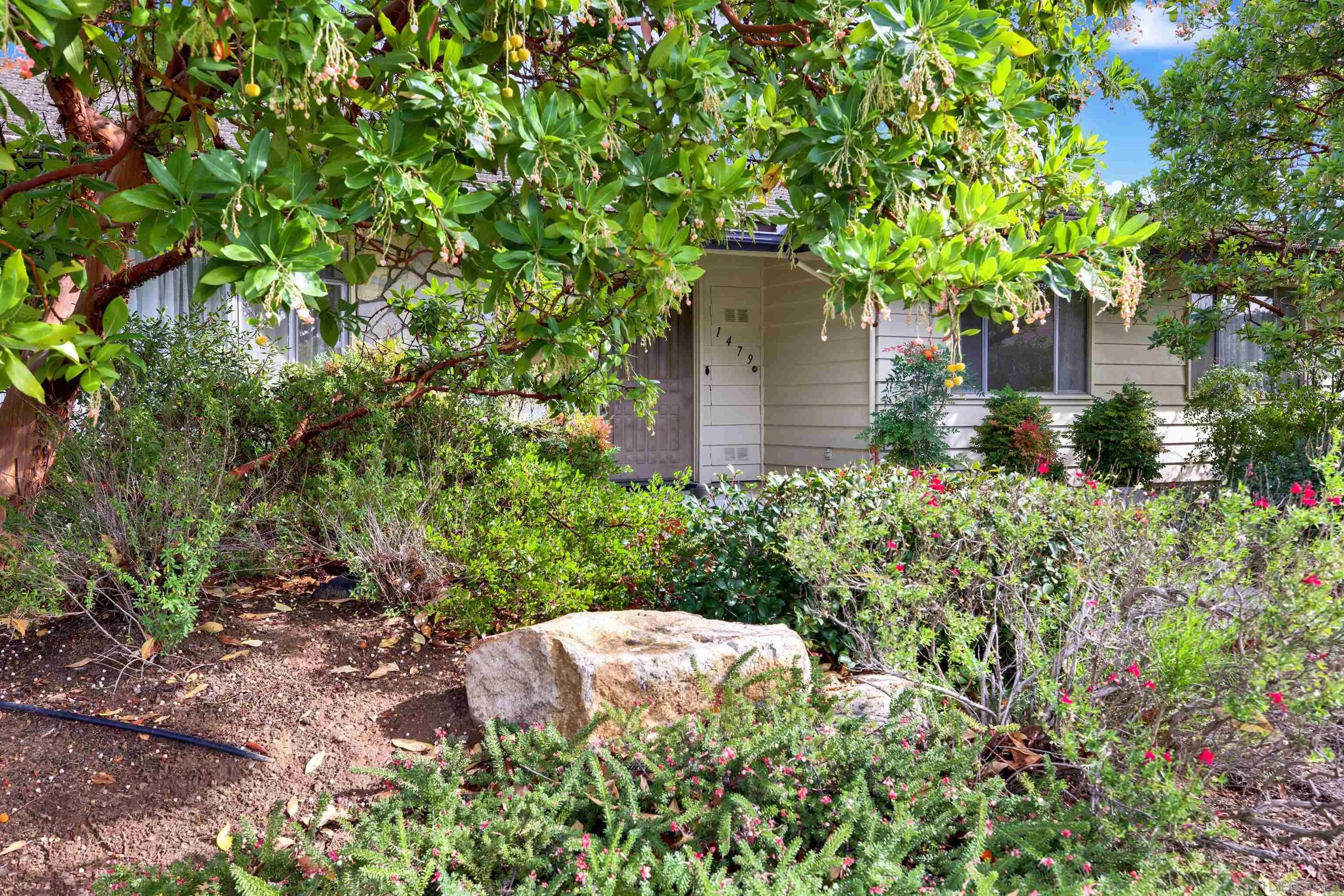 https://cdn.realtyfeed.com/cdn/127/250045973/7bb6c4998d6823605539526da01cf334.webp