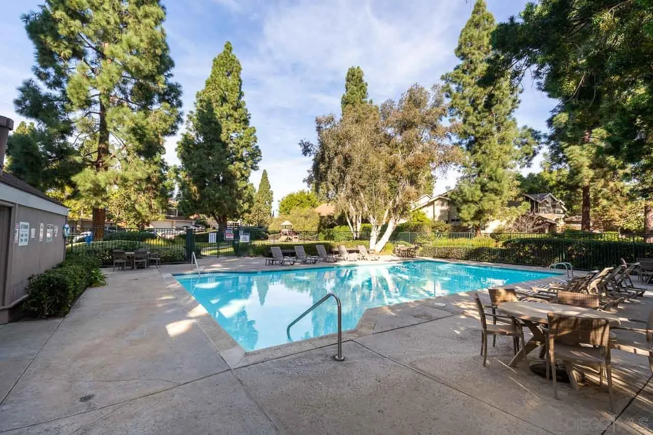 https://cdn.realtyfeed.com/cdn/127/250045977/230352e701f61ac8295a8793b4776103.webp