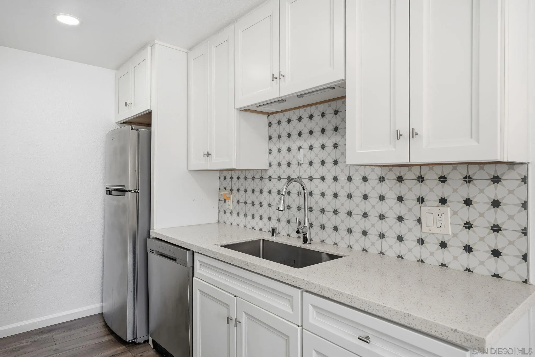 1687 Pentecost Way UNIT 4, San Diego, CA, 92105