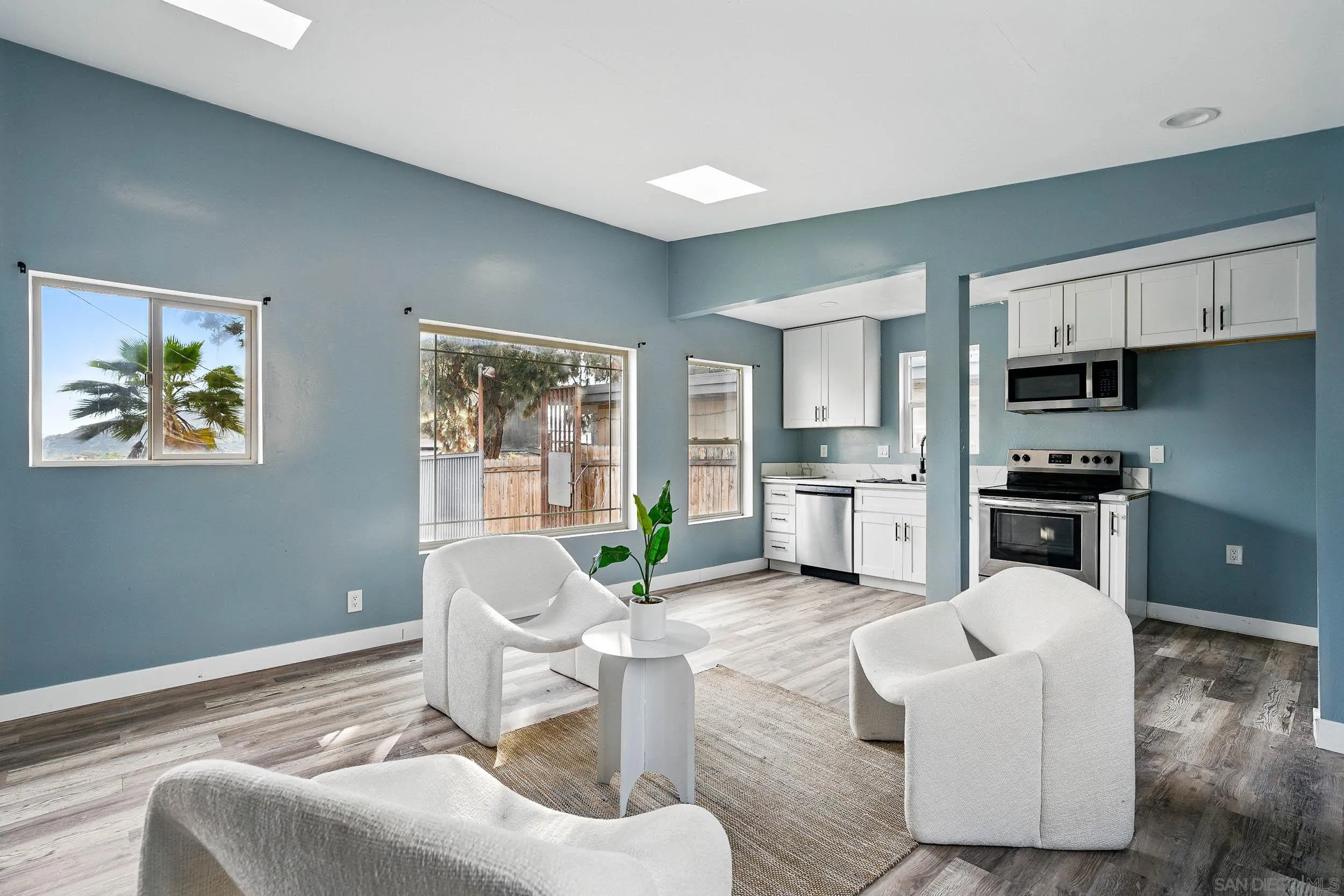 https://cdn.realtyfeed.com/cdn/127/250045993/7cdd34d7153212c03e4a4c73490081b7.webp