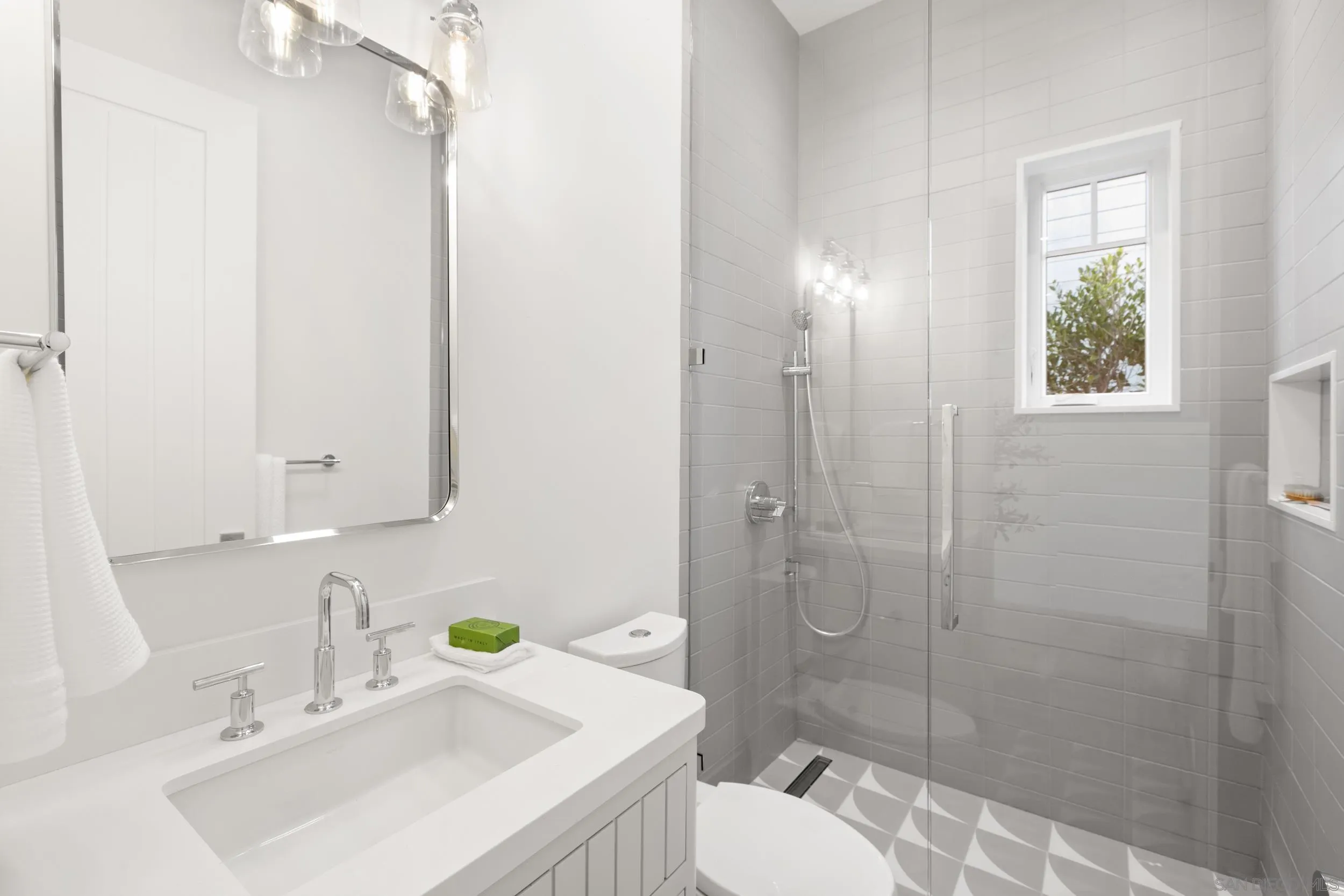 Photo #18: 250046008 Listing: Photo #18