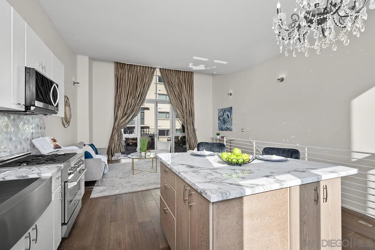 Photo #8: 250046009 Listing: Photo #8