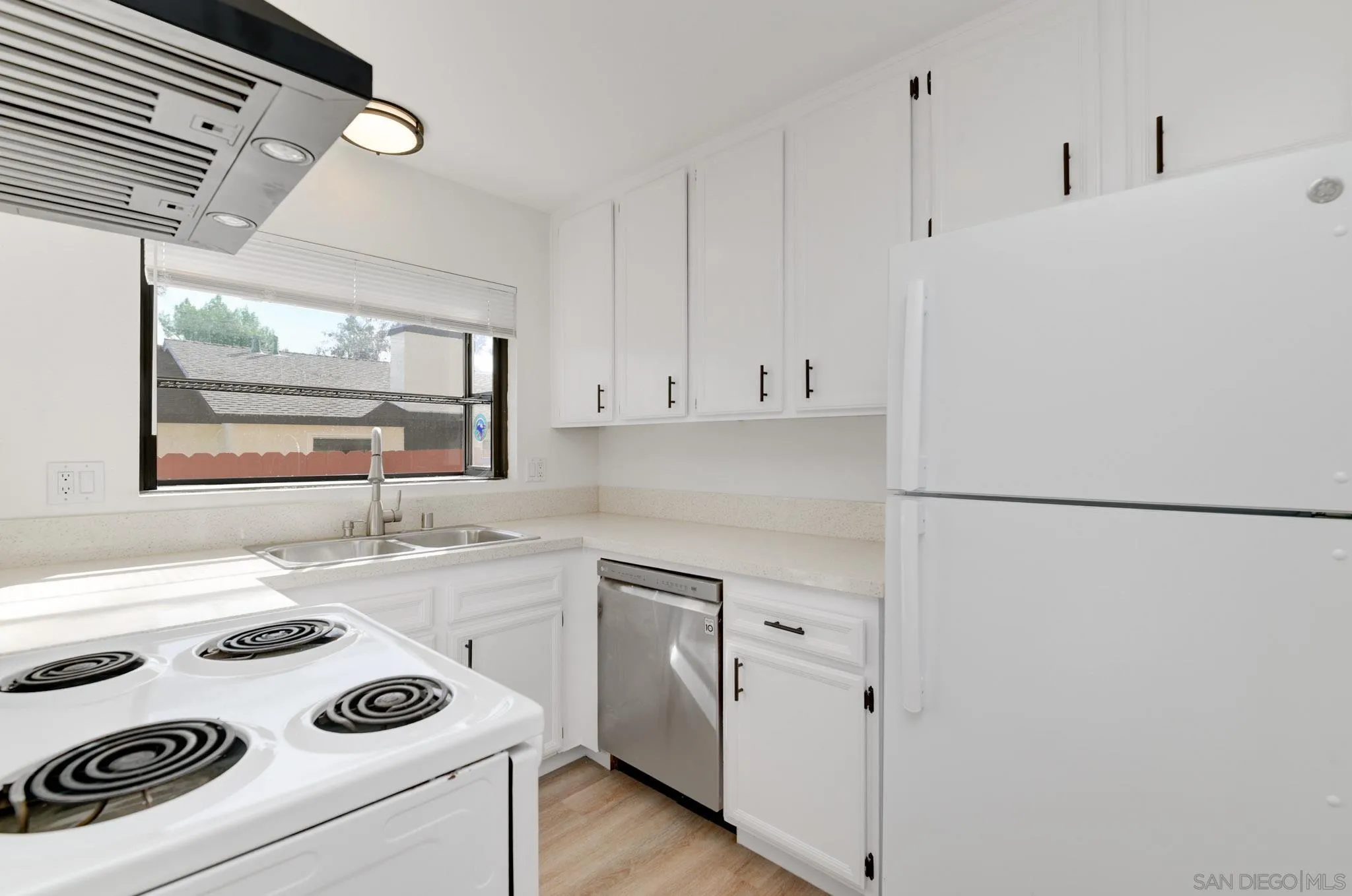 https://cdn.realtyfeed.com/cdn/127/250046011/20889398a600a227ee126dbc3a0bf75d.webp