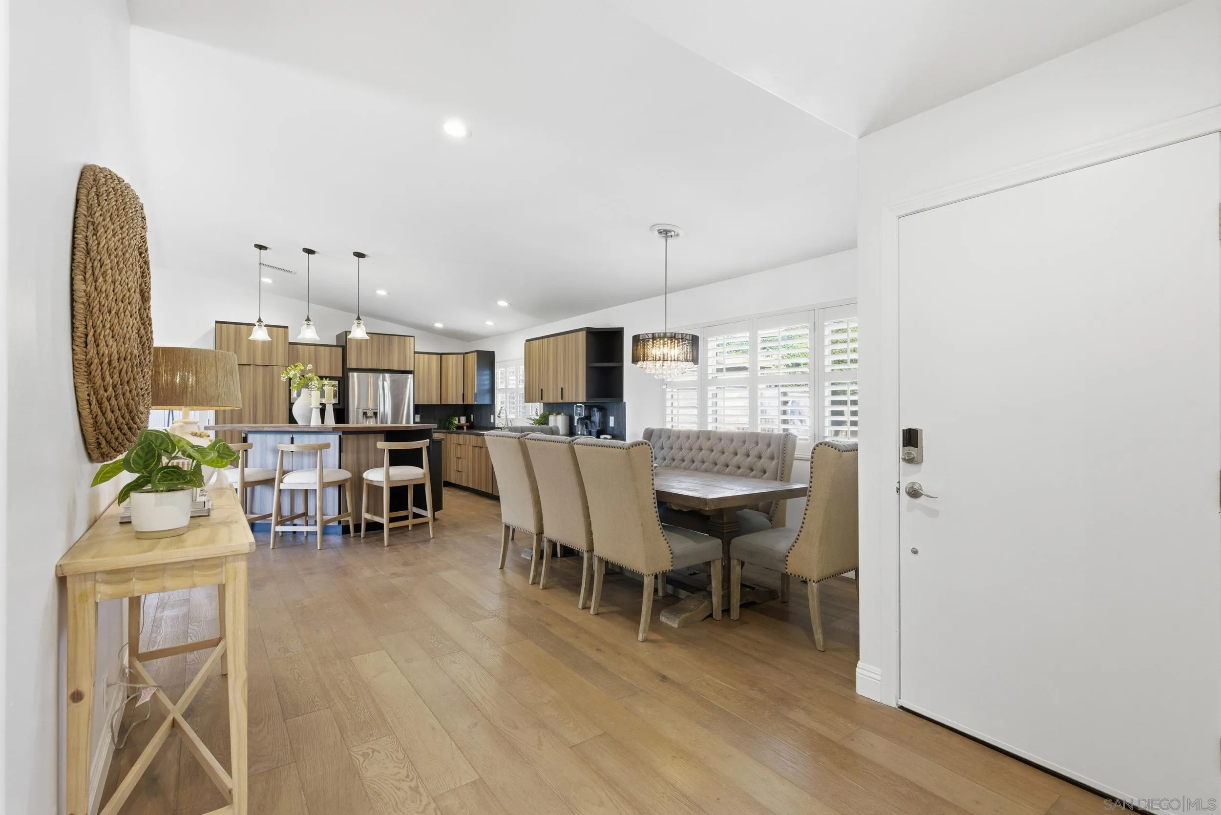 https://cdn.realtyfeed.com/cdn/127/250046016/656624b0839073c0cb0403f728264721.webp