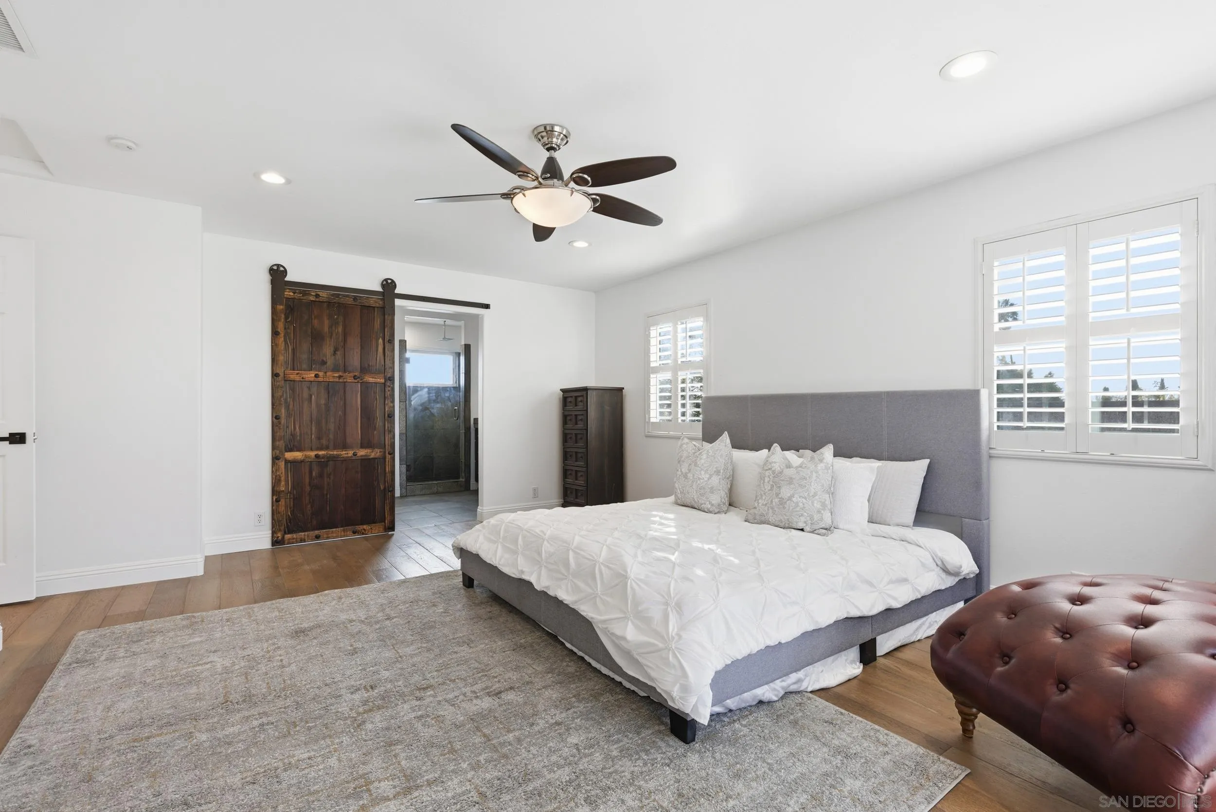 https://cdn.realtyfeed.com/cdn/127/250046016/f126228f21b39e450b6719e92627561c.webp