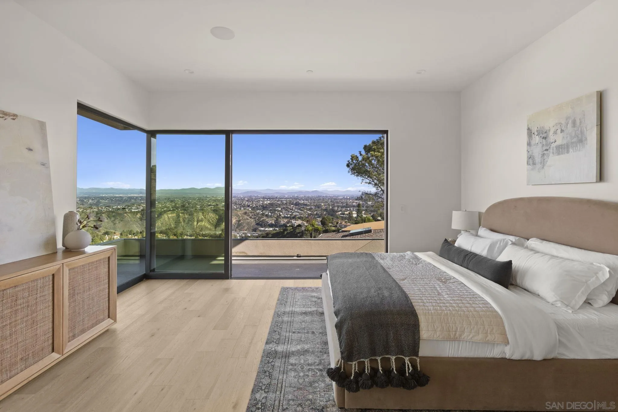 https://cdn.realtyfeed.com/cdn/127/250046019/4453a2081d969cac1f2042a01ce8d409.webp