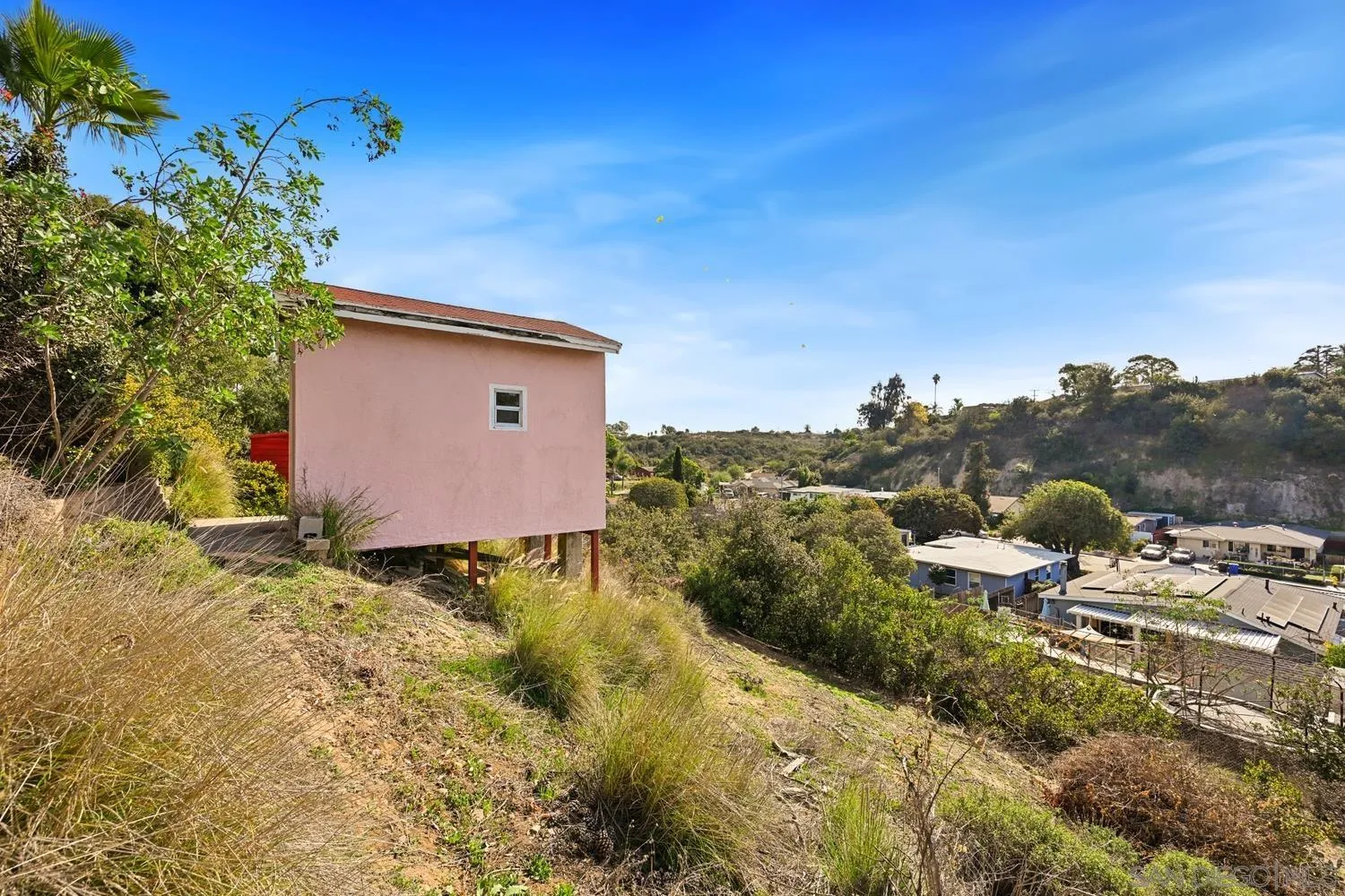 https://cdn.realtyfeed.com/cdn/127/250046020/1bba5cafc95552b97e859df38d0fc3b6.webp