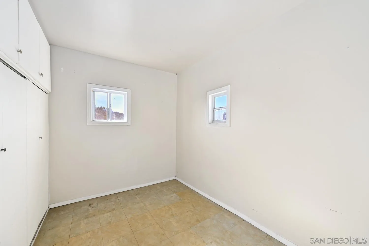 https://cdn.realtyfeed.com/cdn/127/250046020/ed804c30969d32e952c8f8b52afe4ba6.webp