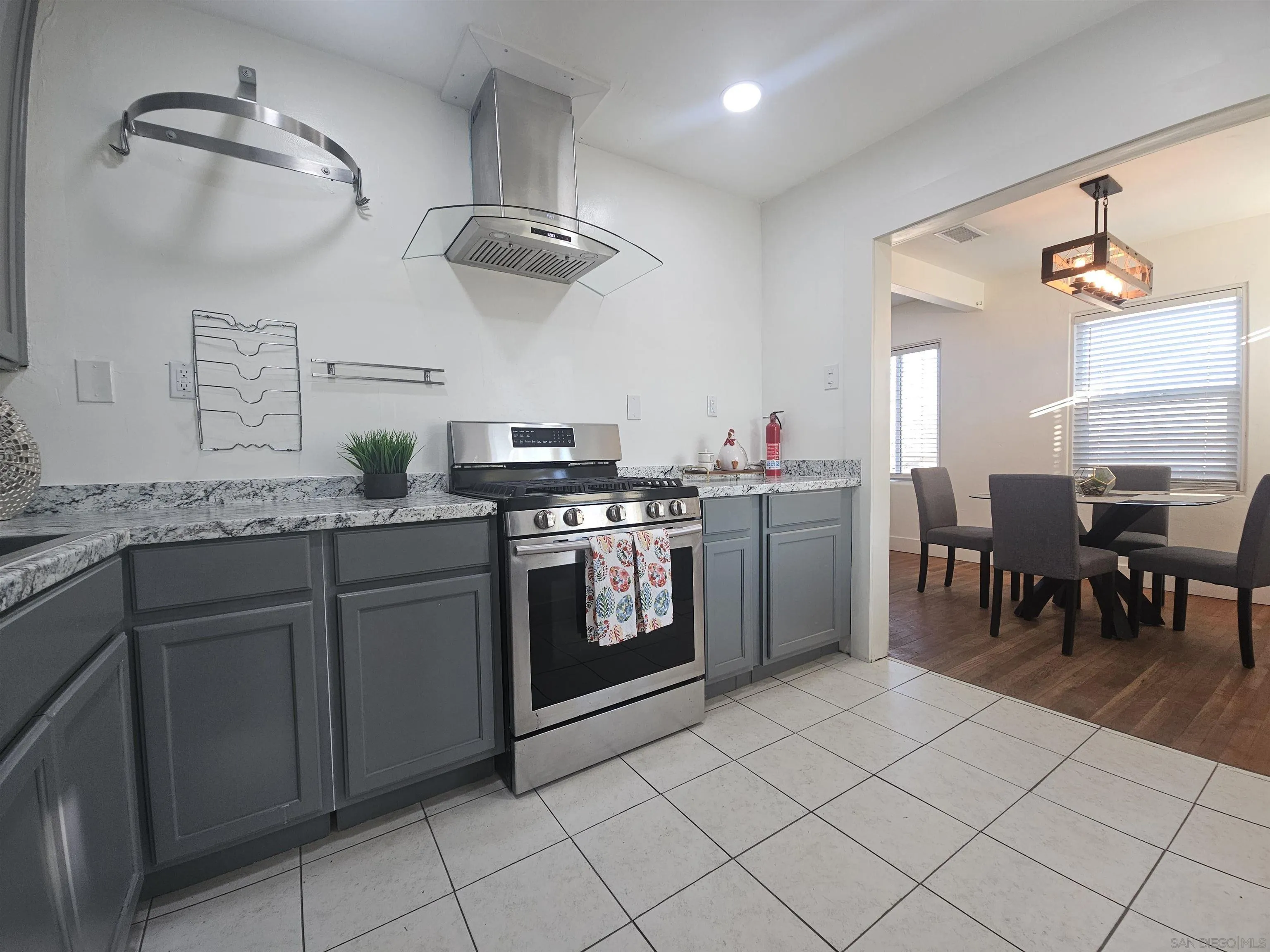 https://cdn.realtyfeed.com/cdn/127/250046026/5a17a6948310750a3e1003dee127d91a.webp