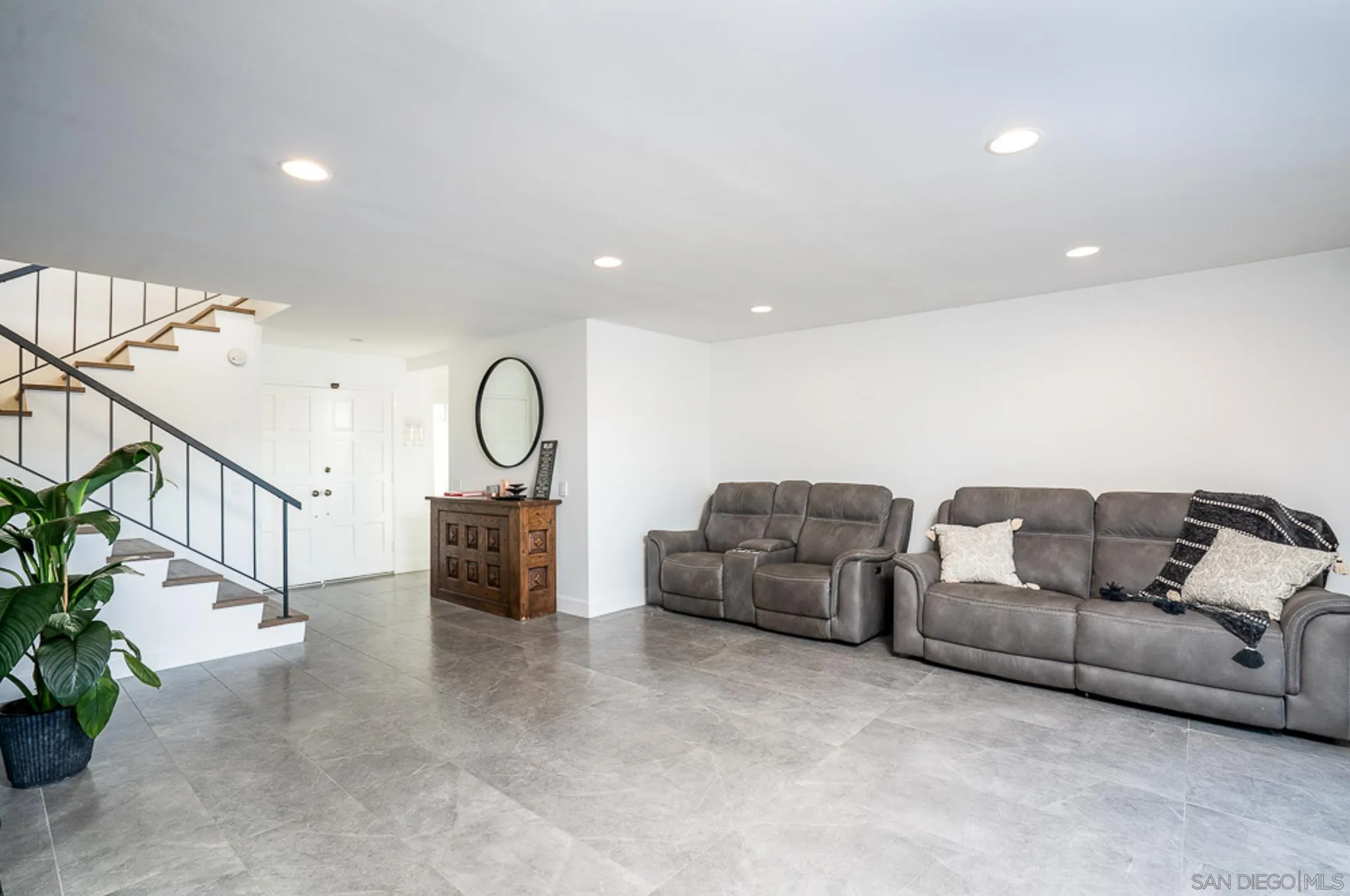 Photo #13: 250046028 Listing: Photo #13