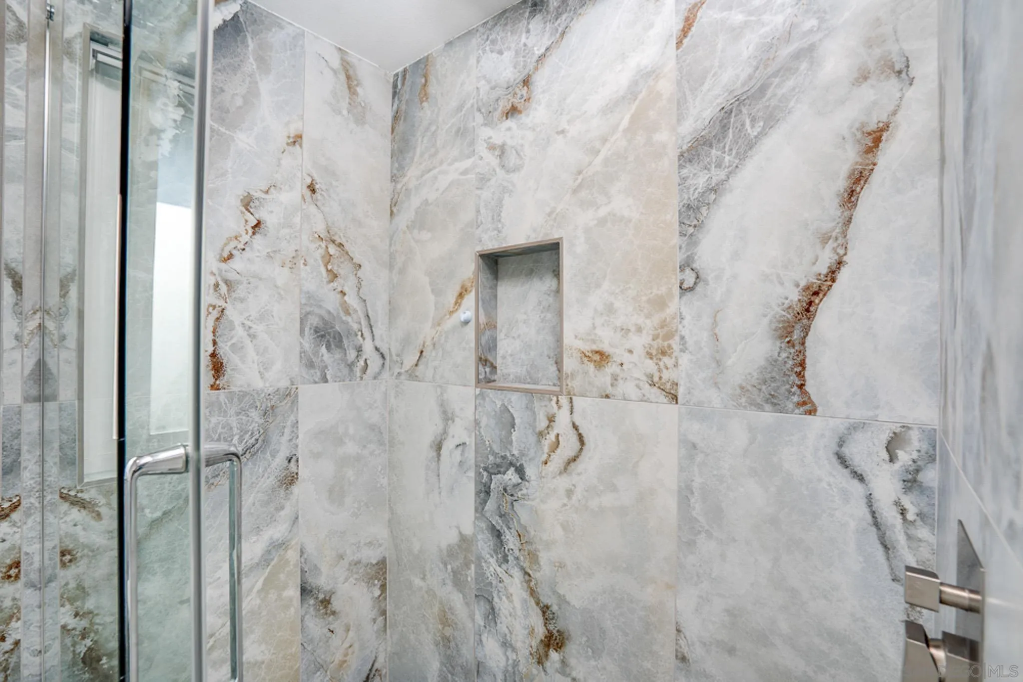 Photo #19: 250046028 Listing: Photo #19