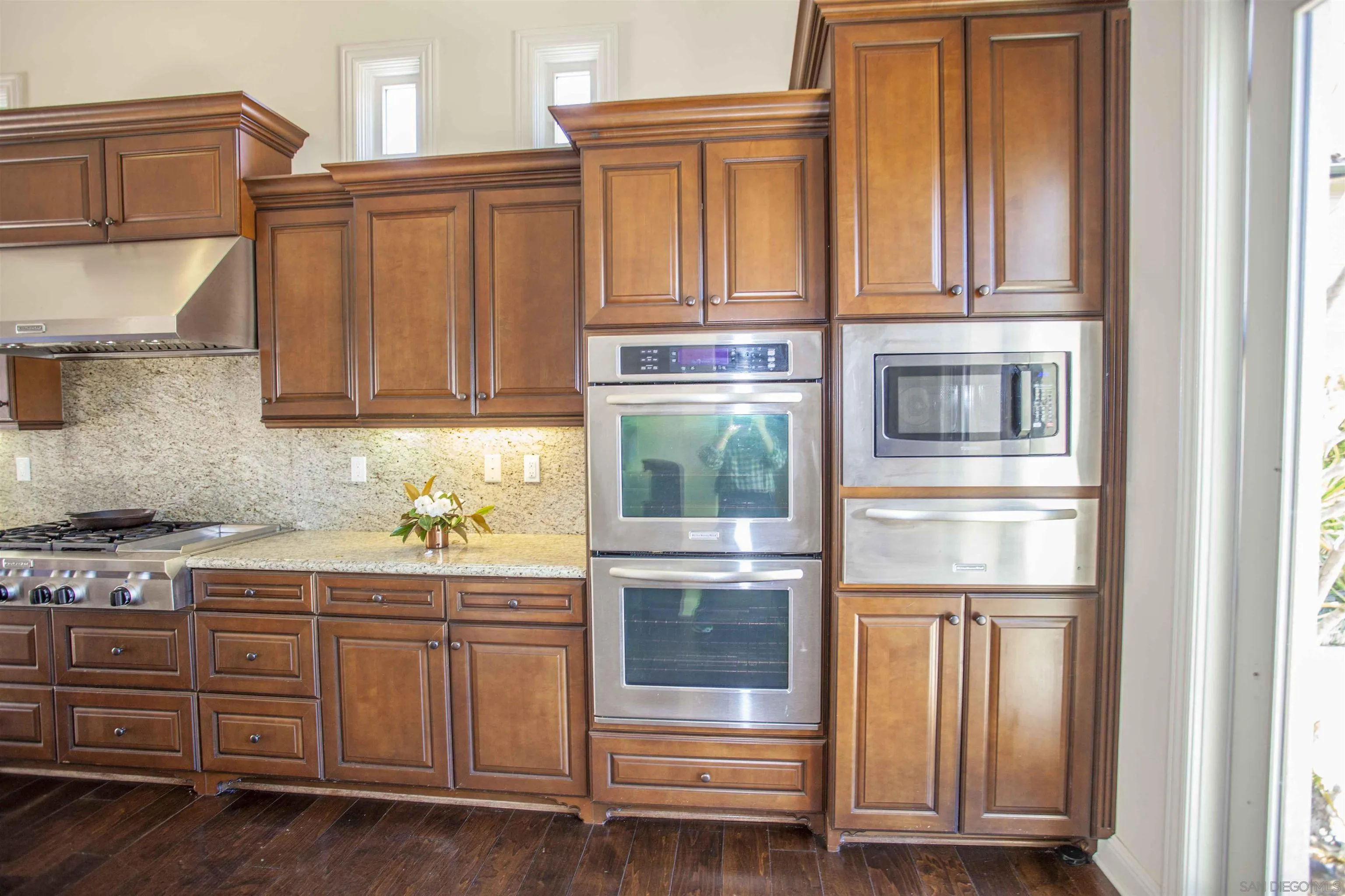 https://cdn.realtyfeed.com/cdn/127/250046031/cd12b4034cb17db0b9965af0c30f18e0.webp