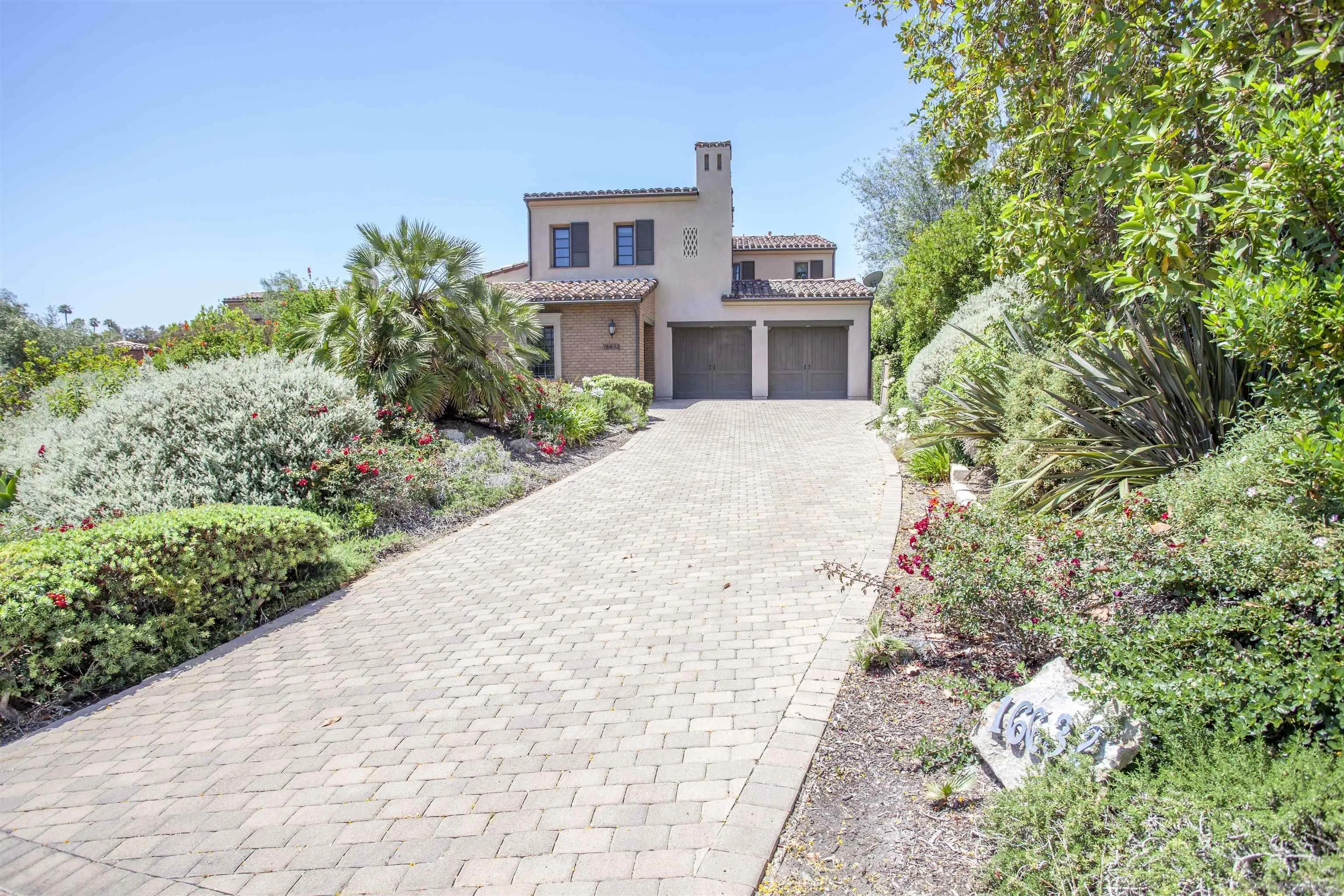 https://cdn.realtyfeed.com/cdn/127/250046031/d8b8276052061c4d274d0558fbc3ef72.webp