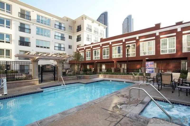 Photo #14: 250046039 Listing: Photo #14