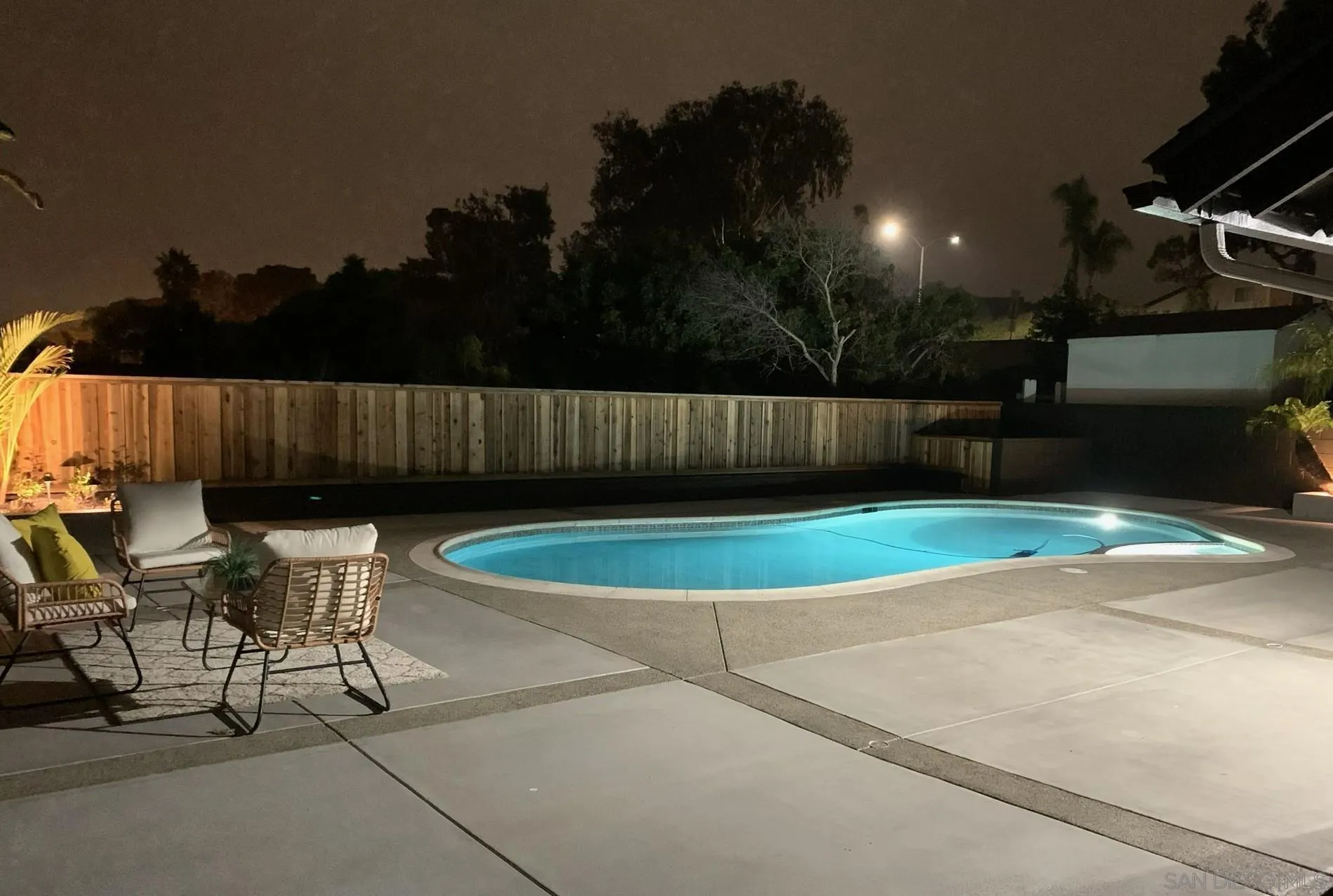 https://cdn.realtyfeed.com/cdn/127/250046040/094efd1662c80c5162600906269f7d61.webp