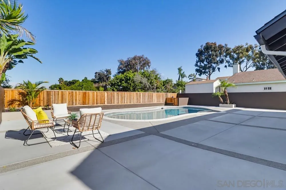 https://cdn.realtyfeed.com/cdn/127/250046040/9313a30cec2695195be4308a287cd434.webp