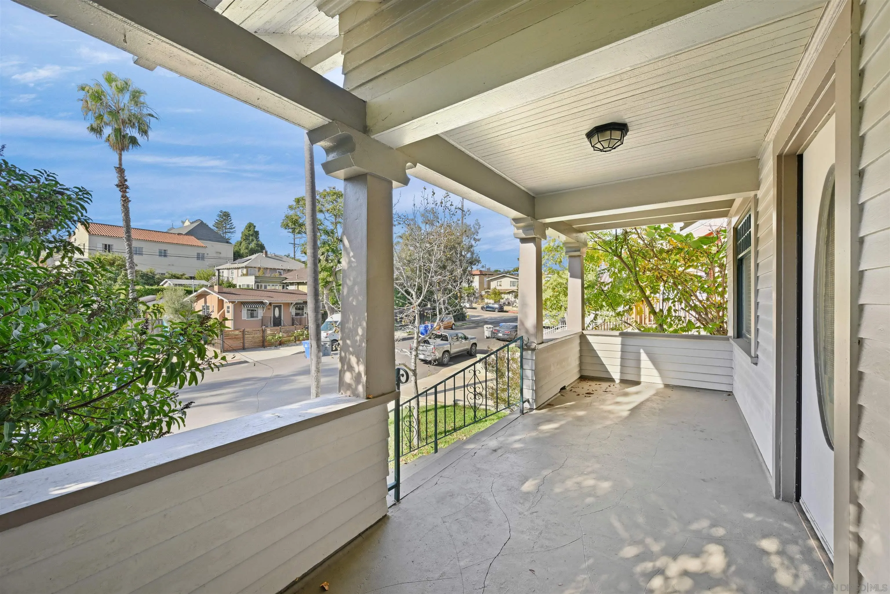 https://cdn.realtyfeed.com/cdn/127/250046042/5798430014bd66564aa19527bc0e6e1d.webp