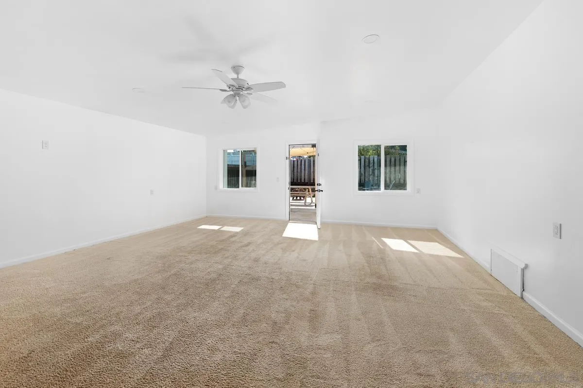 https://cdn.realtyfeed.com/cdn/127/250046044/38964046568f7f025162b399cc4a44c2.webp
