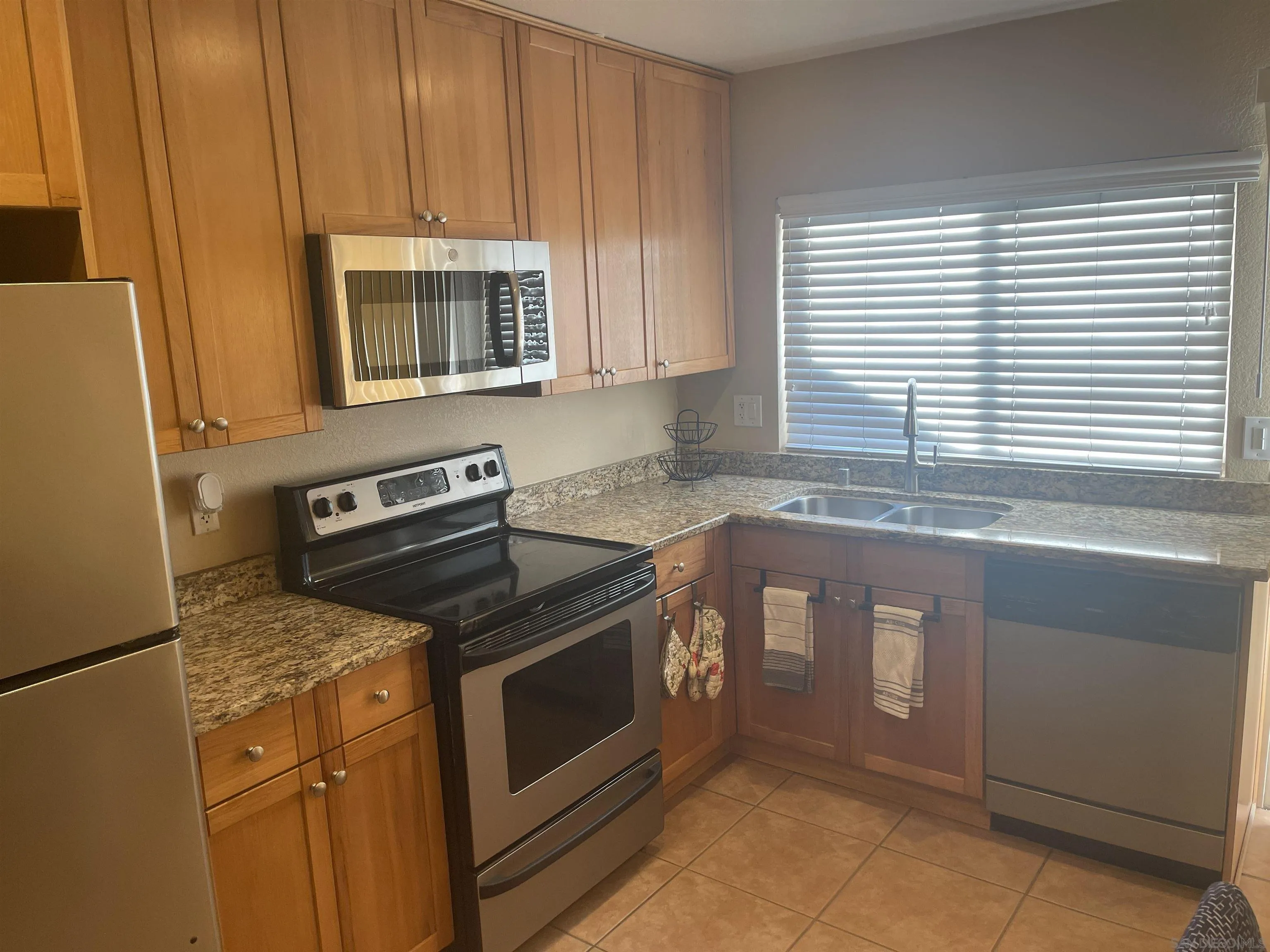 Photo #6: 250046045 Listing: Photo #6