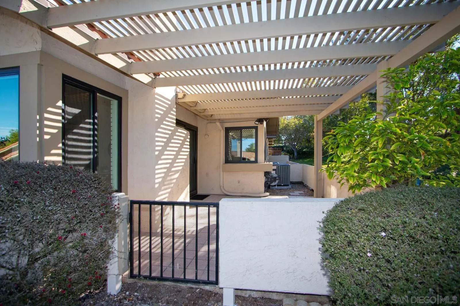 Photo #8: 250046046 Listing: Photo #8