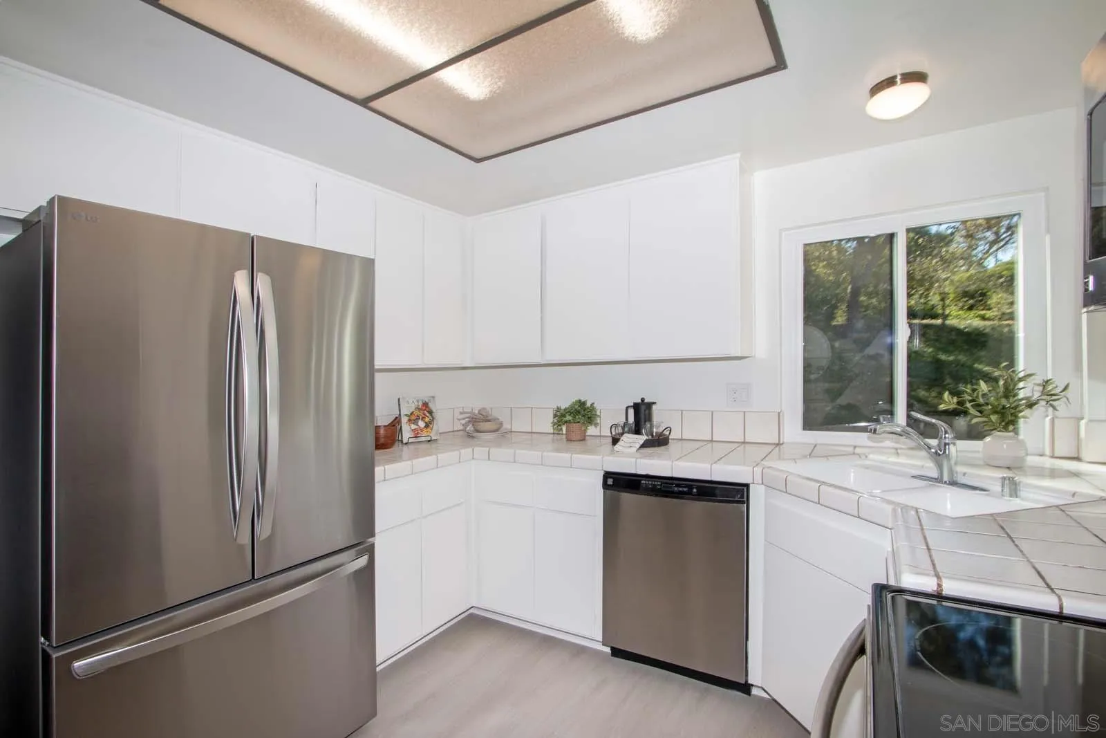 Photo #17: 250046046 Listing: Photo #17