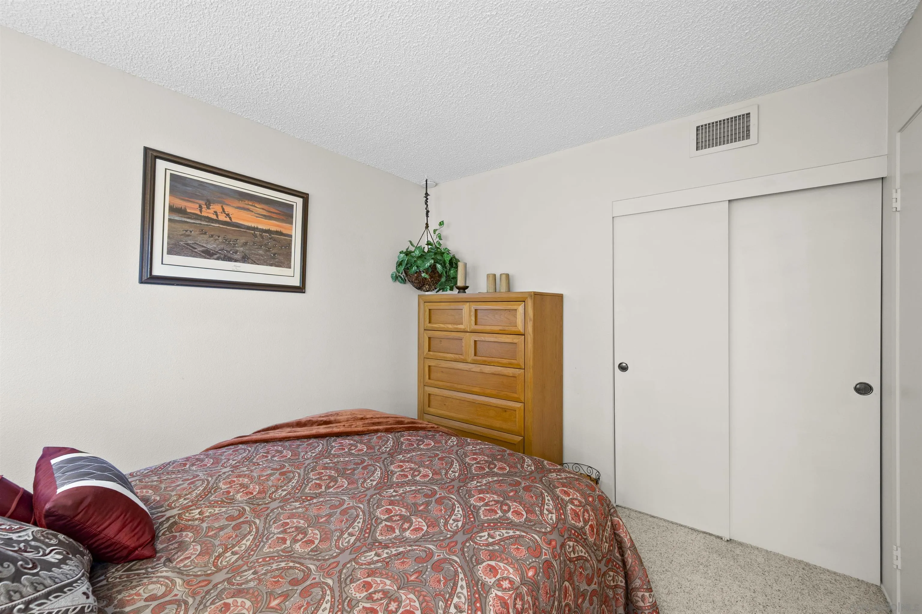 Photo #35: 250046052 Listing: Photo #35