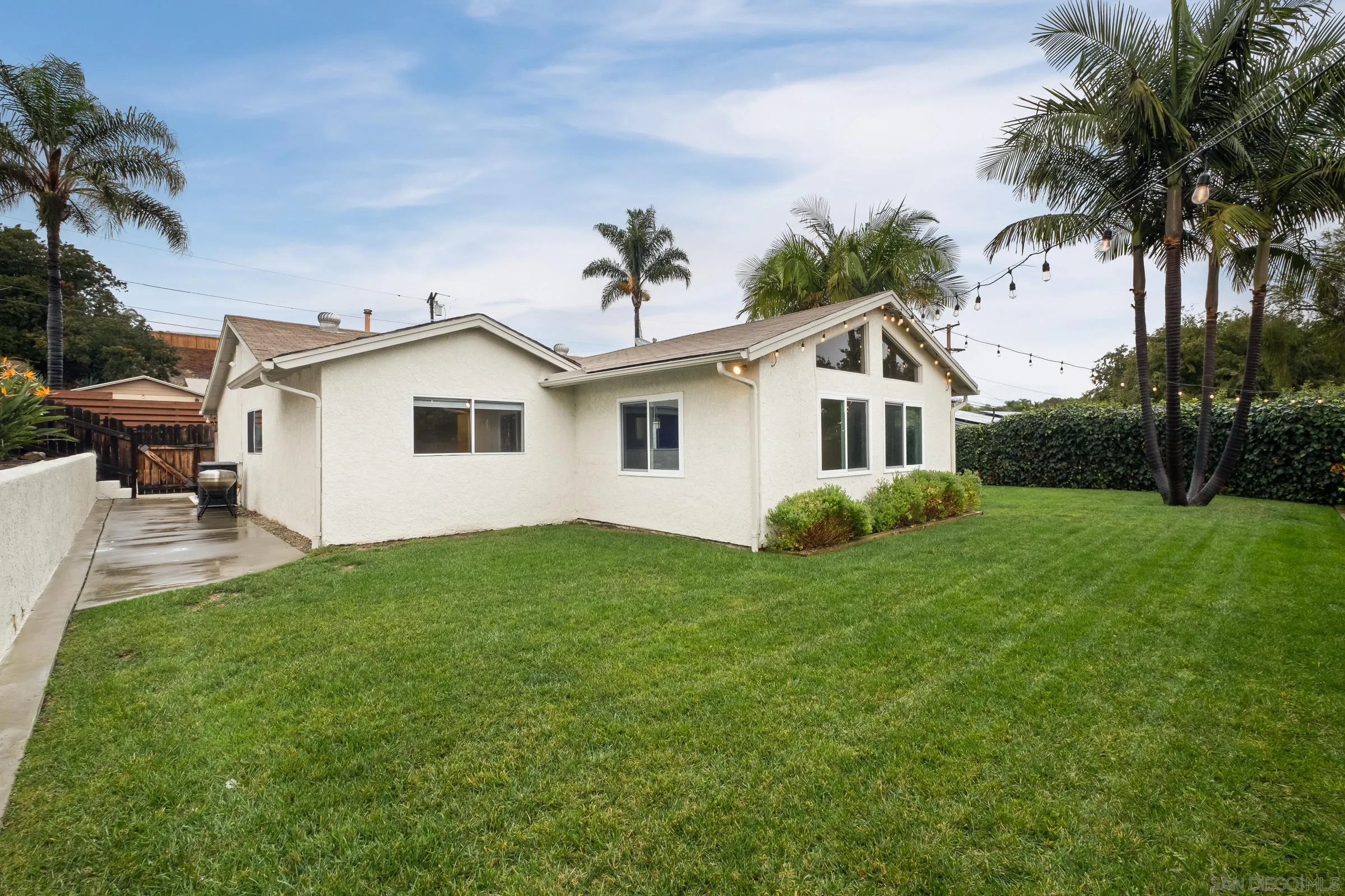 https://cdn.realtyfeed.com/cdn/127/250046060/86b39f61c6f3eab64446975833ad556a.webp