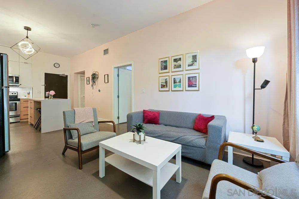 Photo #4: 250046064 Listing: Photo #4