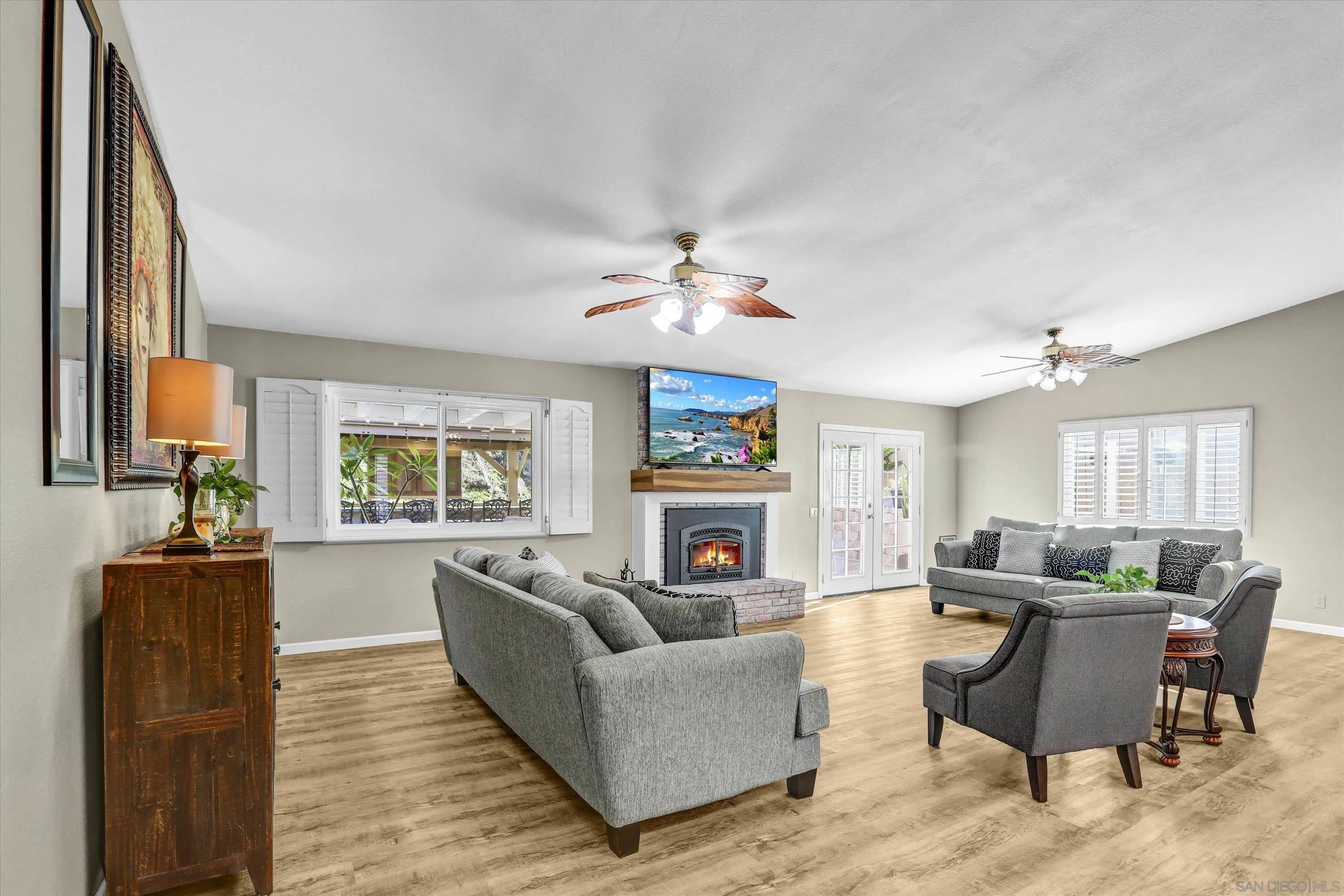 https://cdn.realtyfeed.com/cdn/127/250046068/d6ef66b295f82c7b3c3561c2ac0d7a43.webp