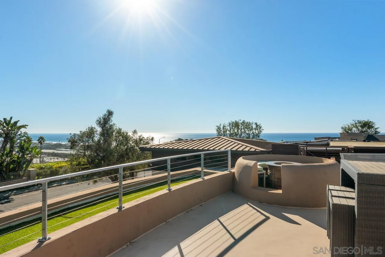 https://cdn.realtyfeed.com/cdn/127/250046071/055a65a87148594607c661517a8a2ba4.webp