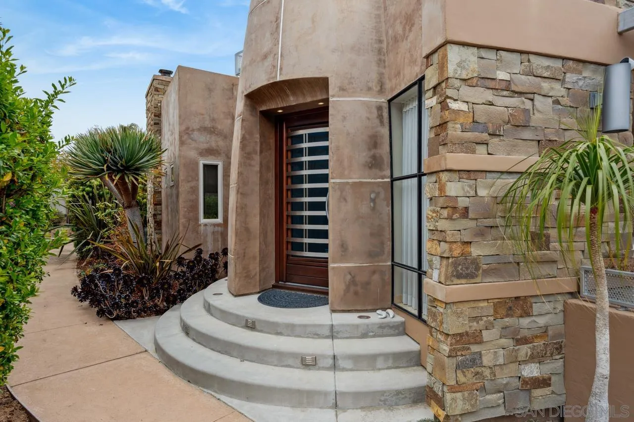 https://cdn.realtyfeed.com/cdn/127/250046071/ba72860f297962097f61c7240e142470.webp