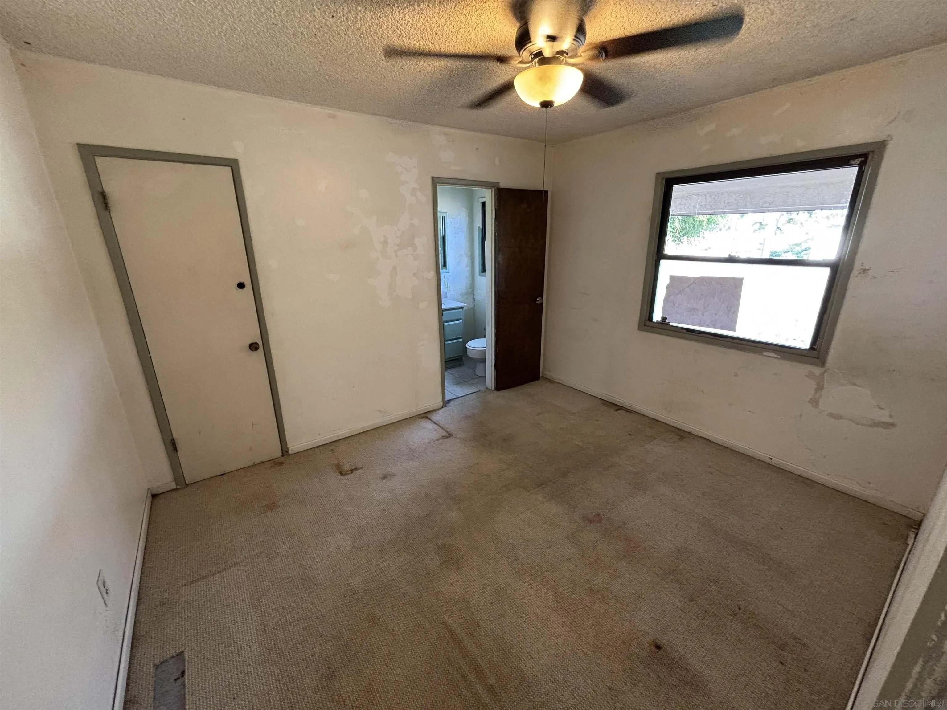 https://cdn.realtyfeed.com/cdn/127/250046072/0aceacca26f16391b6f4093edc4c9827.webp