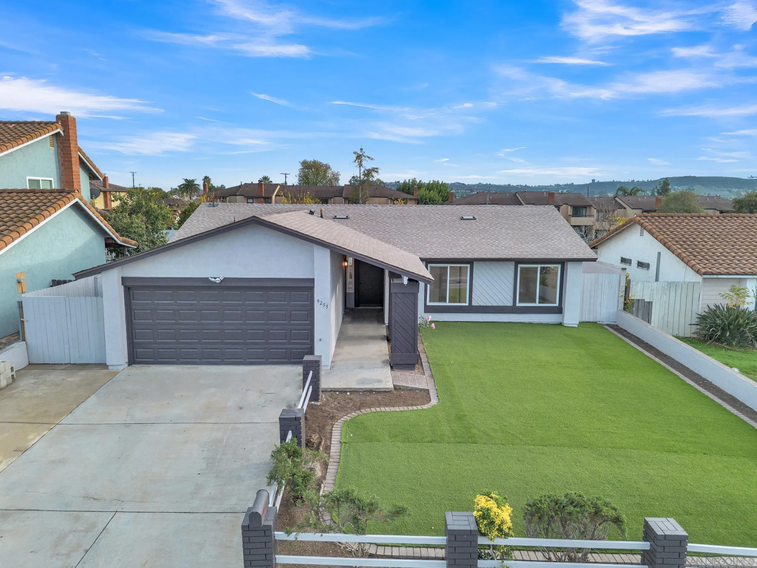 https://cdn.realtyfeed.com/cdn/127/250046074/6d0b4ae6936df581c764678f5df828b3.webp