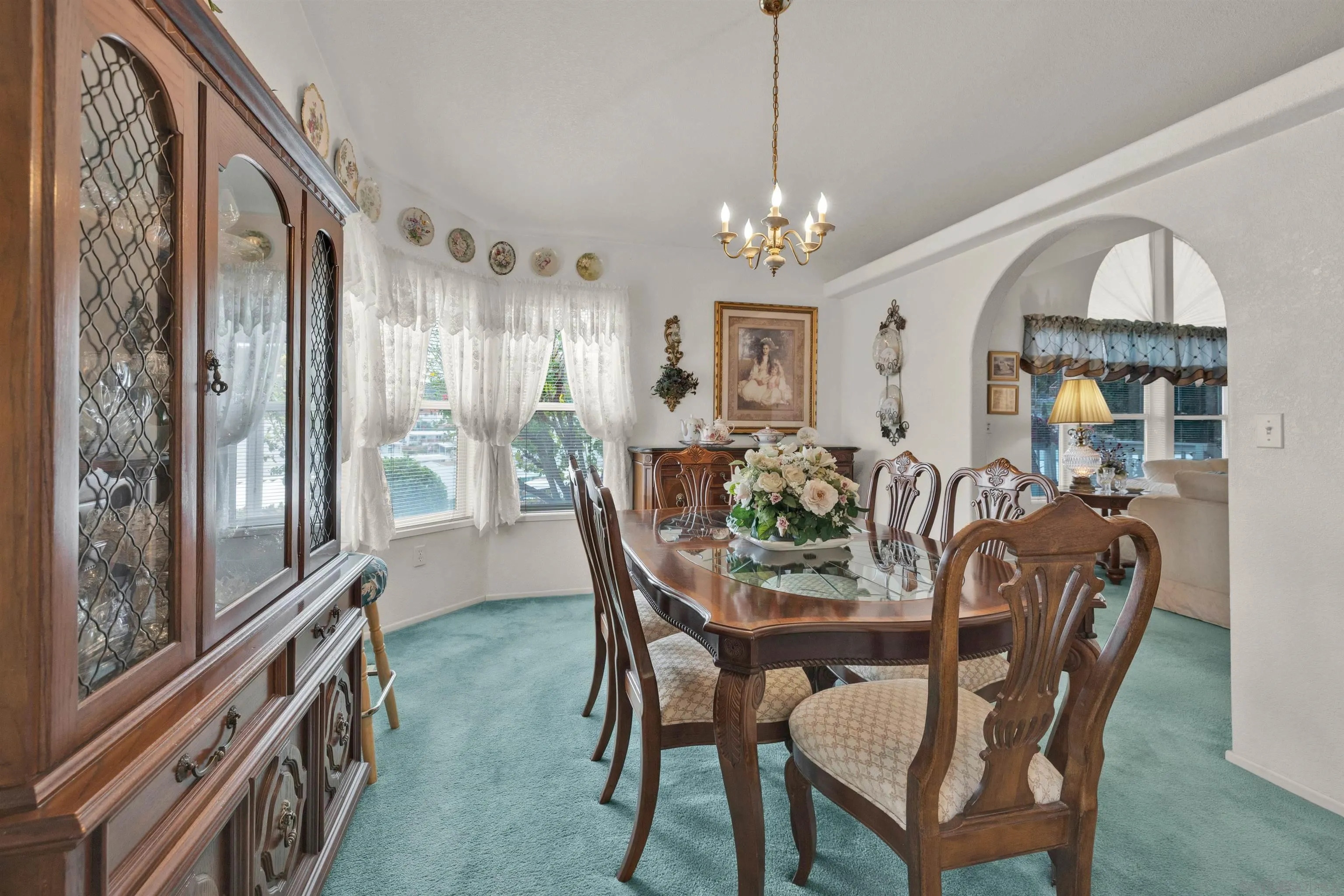 https://cdn.realtyfeed.com/cdn/127/250046084/92451e7c7eea0402c9b8aa32f7705e08.webp