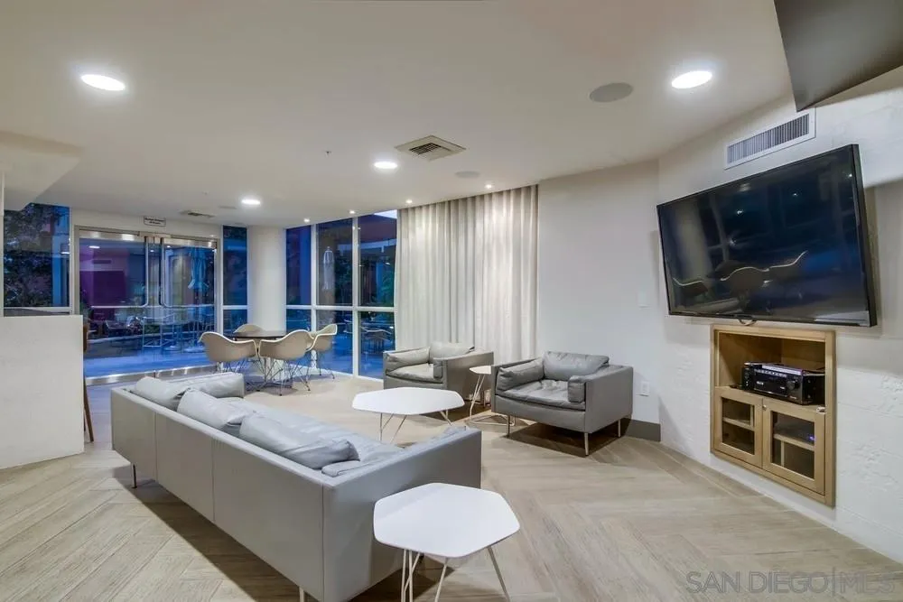 Photo #17: 250046091 Listing: Photo #17