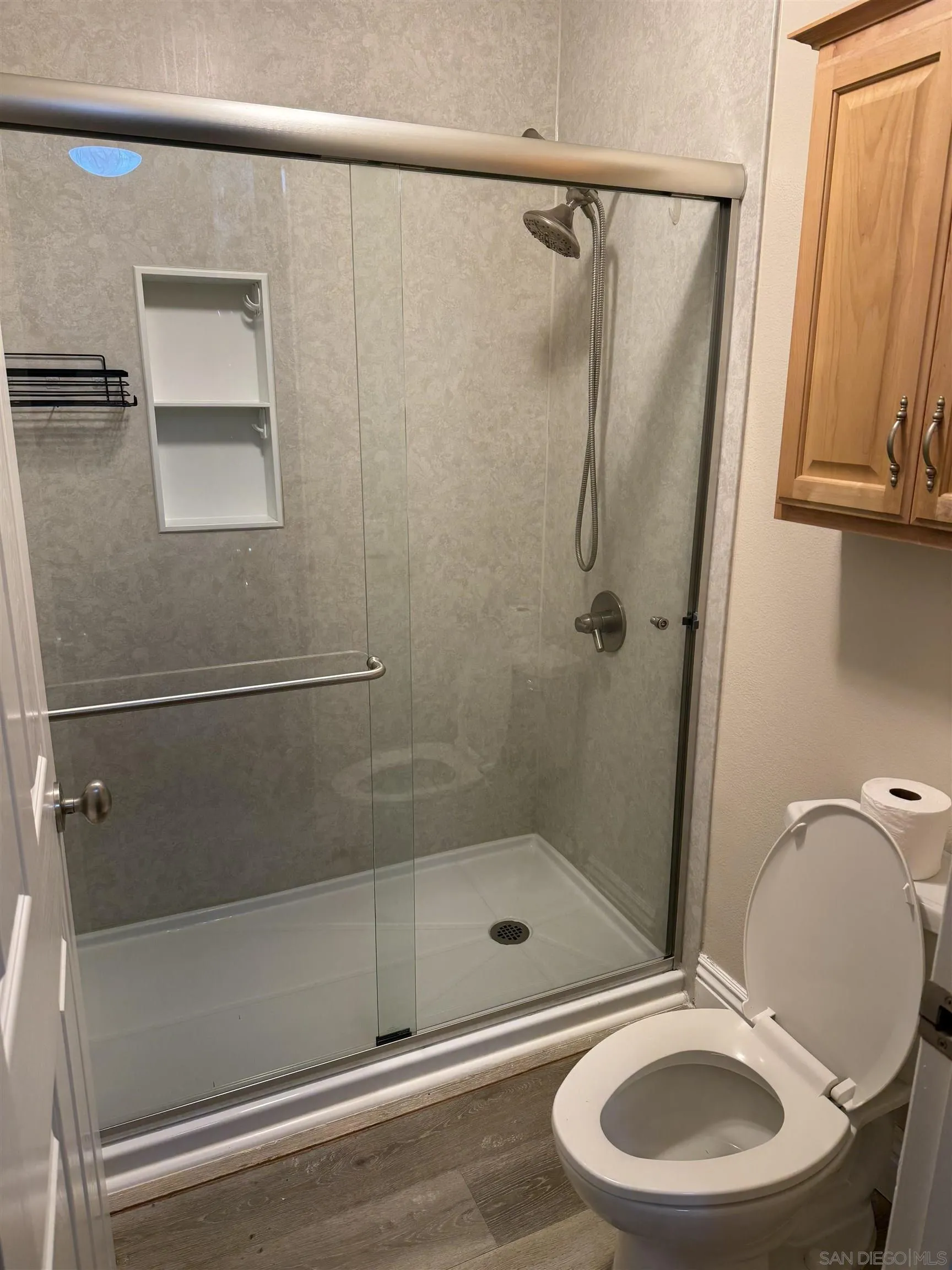 Photo #7: 250046100 Listing: Photo #7