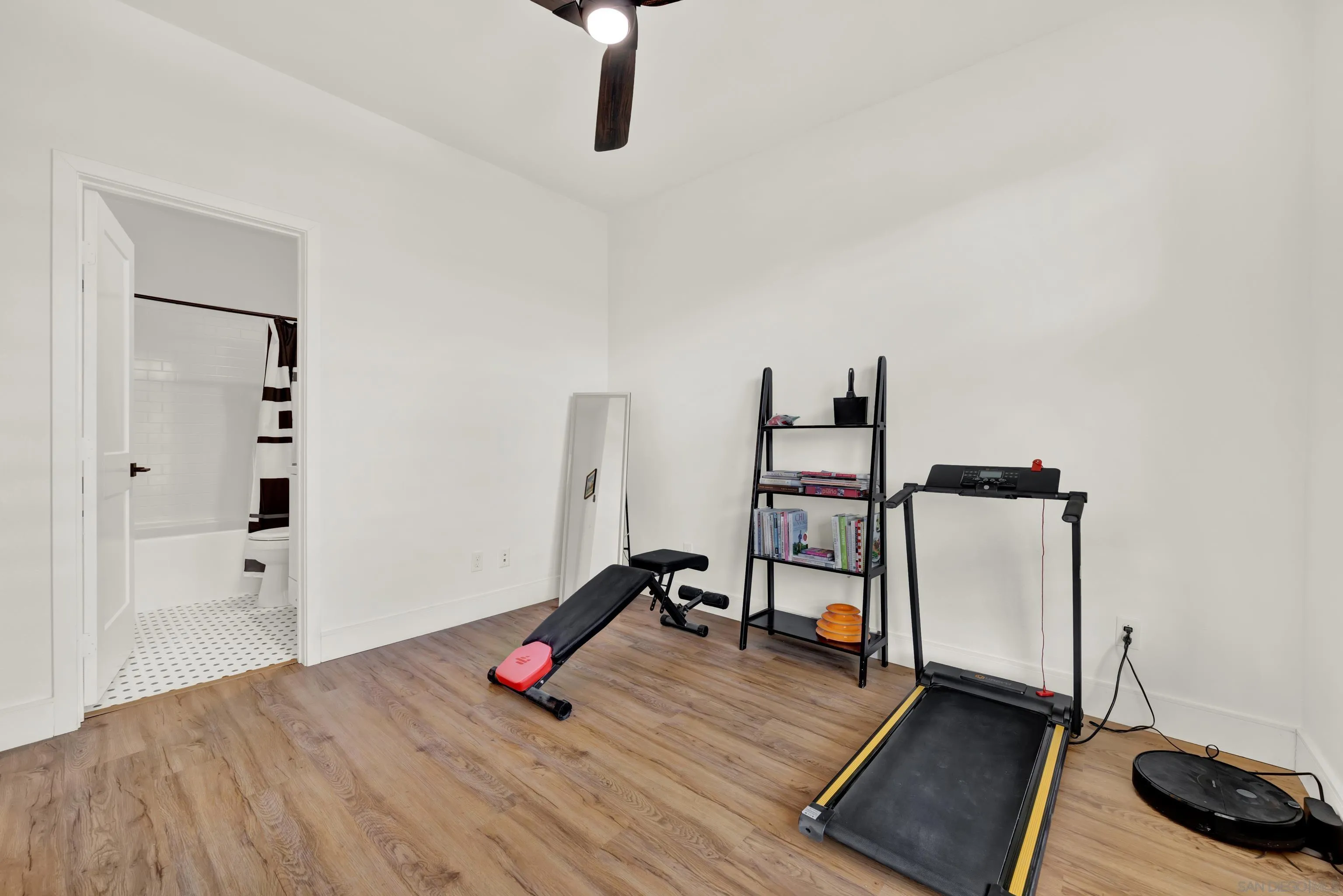 Photo #21: 250046103 Listing: Photo #21