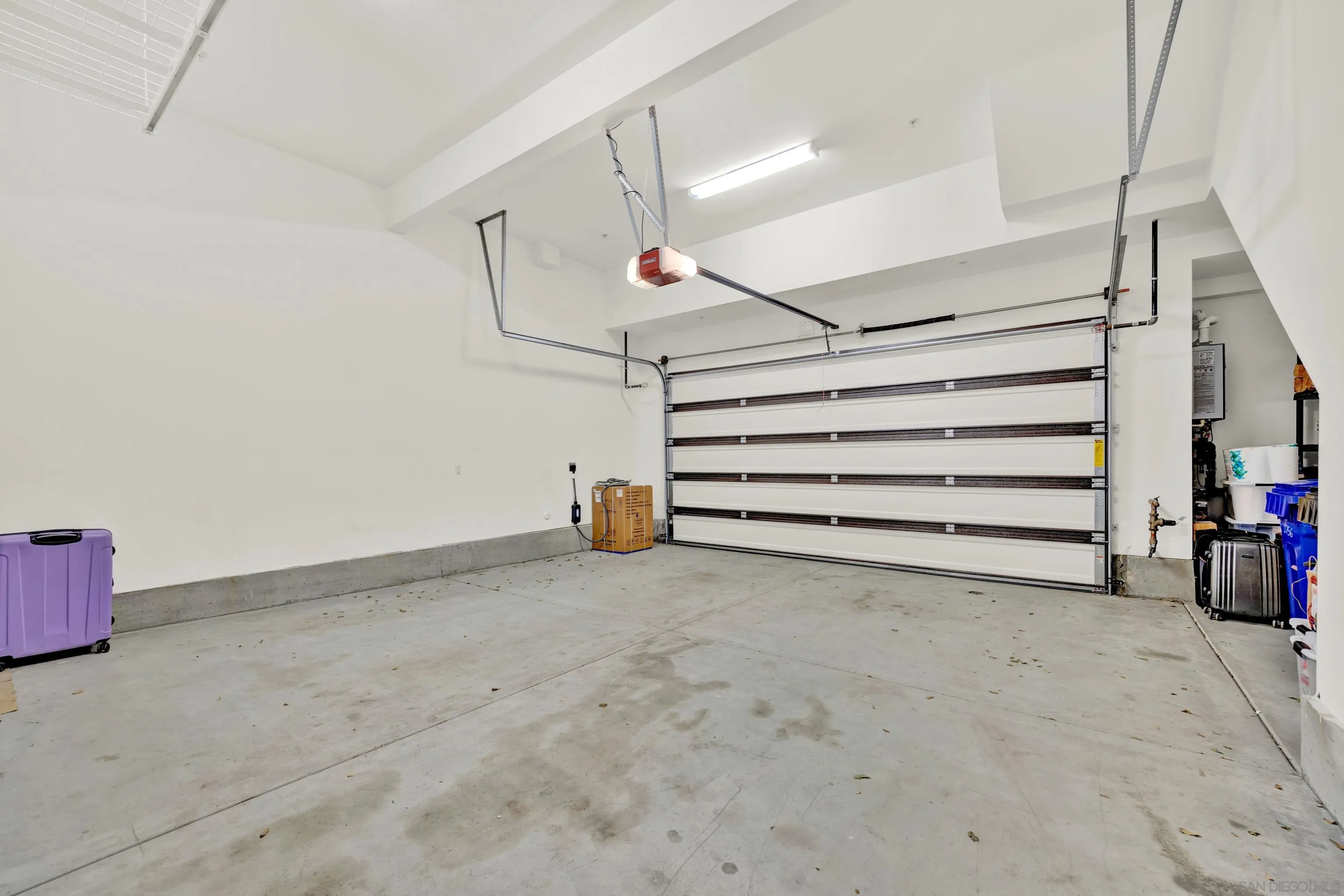 Photo #25: 250046103 Listing: Photo #25