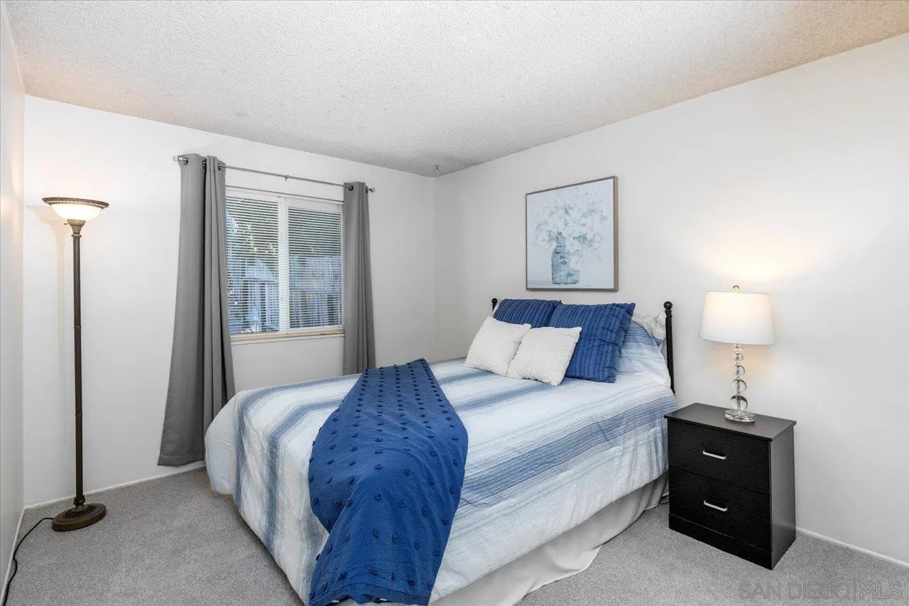 https://cdn.realtyfeed.com/cdn/127/250046104/8720c62fe11ec9de53ae5f6a66475d05.webp
