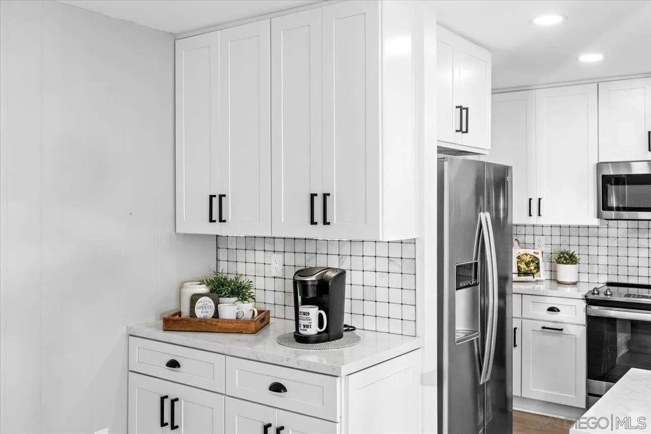 https://cdn.realtyfeed.com/cdn/127/250046104/bf5b8b125e4ed303ba3822d3e742d6b6.webp
