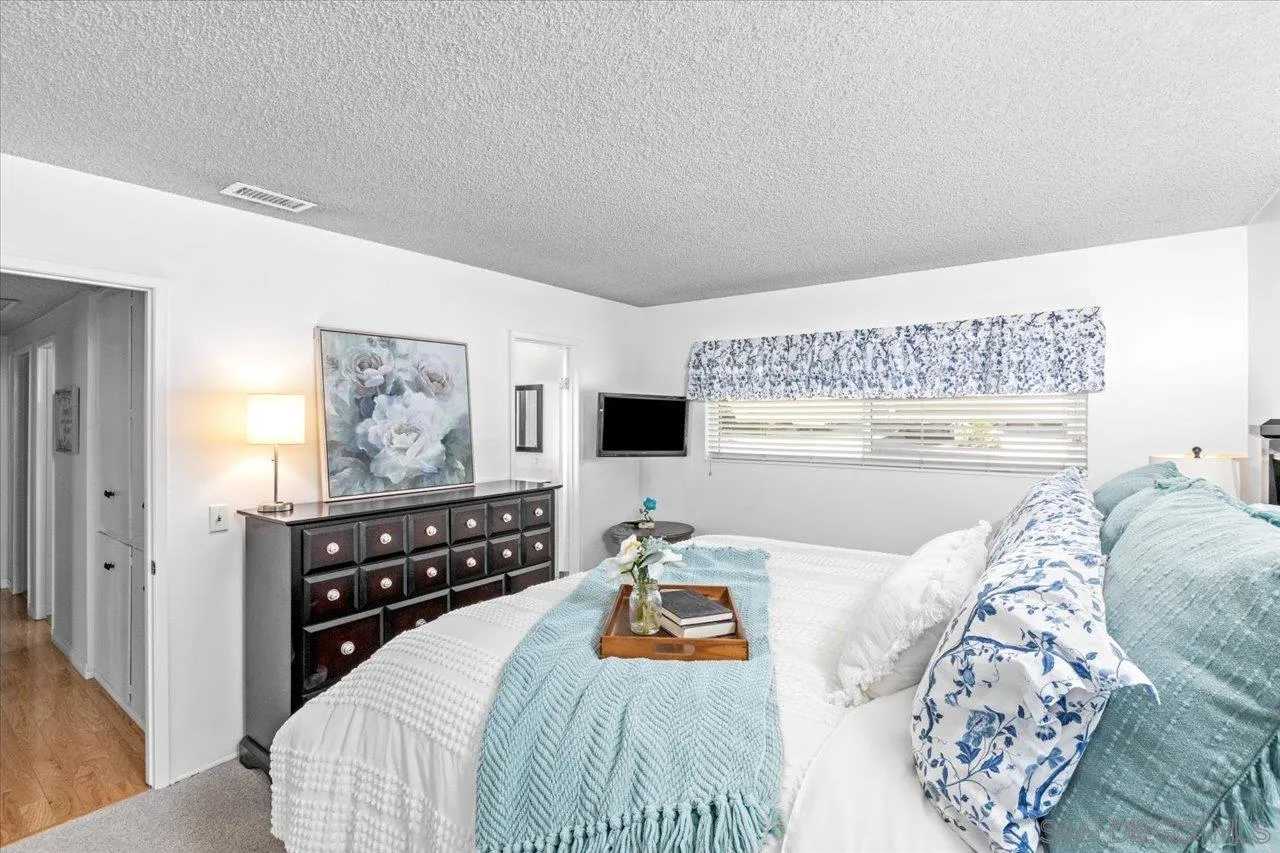 https://cdn.realtyfeed.com/cdn/127/250046104/f53191049277cd63129583d3064b3ba7.webp
