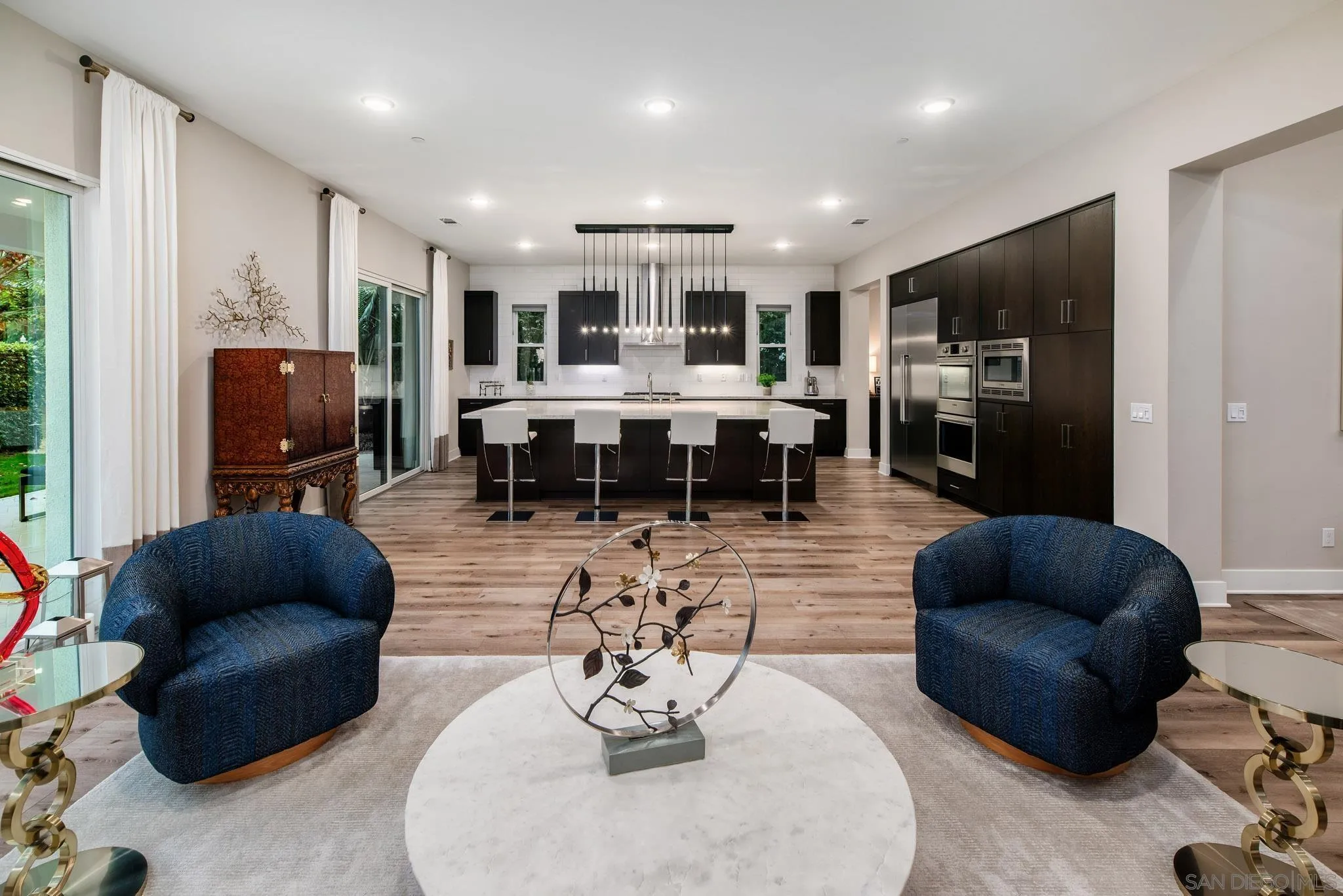 https://cdn.realtyfeed.com/cdn/127/250046107/67d61f85e6cf7bfd069264072b878fb6.webp