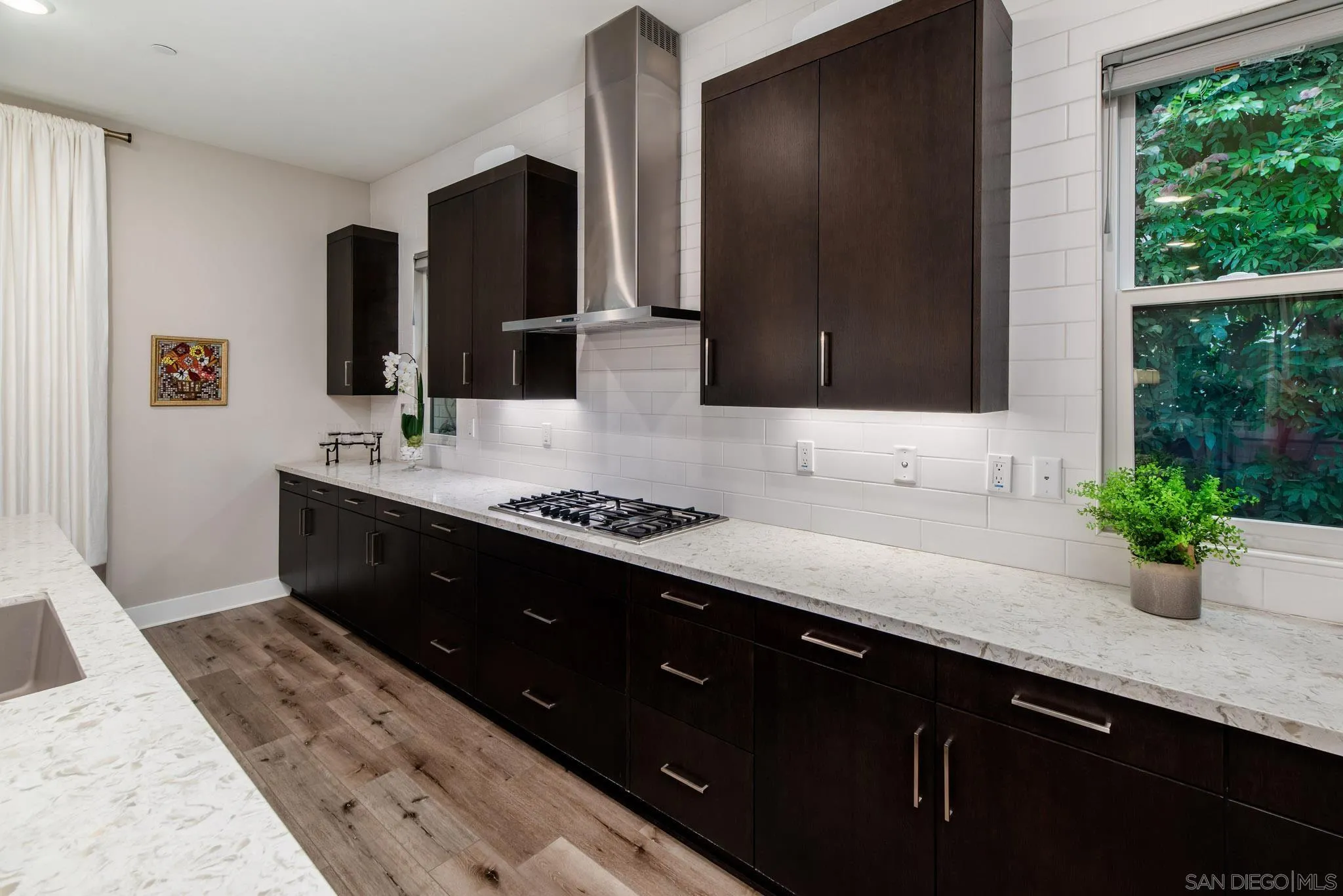 https://cdn.realtyfeed.com/cdn/127/250046107/c94fe023be8210138f826885d26c52cf.webp