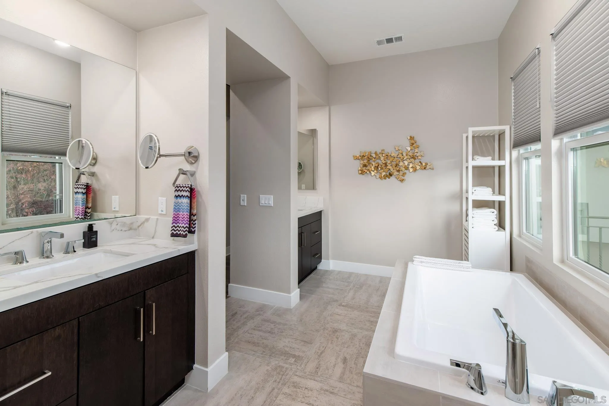 https://cdn.realtyfeed.com/cdn/127/250046107/cf408cc0aa50b791f69140e4ca0a9af1.webp
