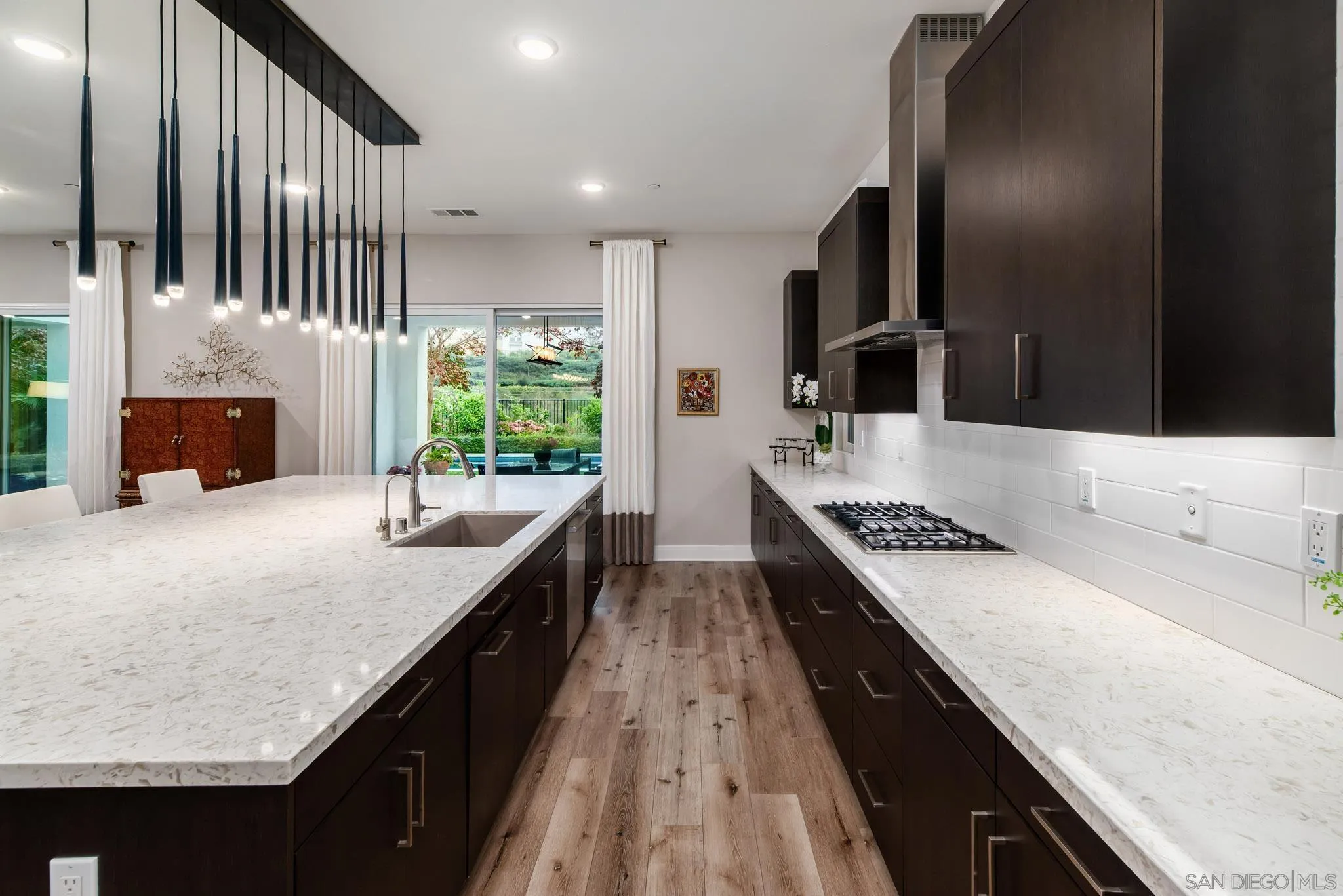 https://cdn.realtyfeed.com/cdn/127/250046107/fc8b5442c1df097d8e9abee4fbfe0469.webp