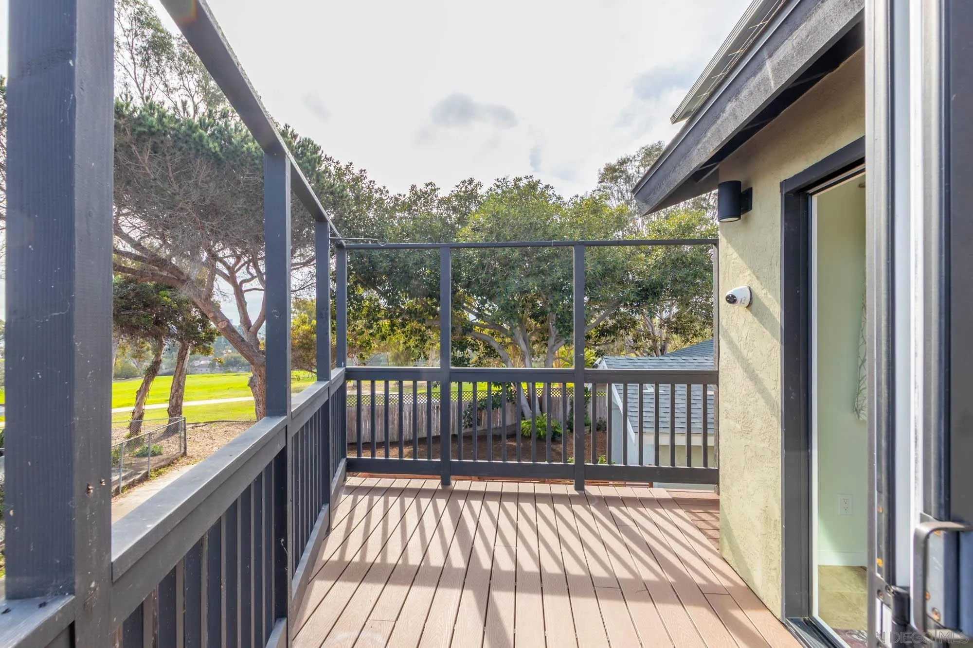 https://cdn.realtyfeed.com/cdn/127/250046109/ad9d70660560e1826e4d62366dd582b3.webp