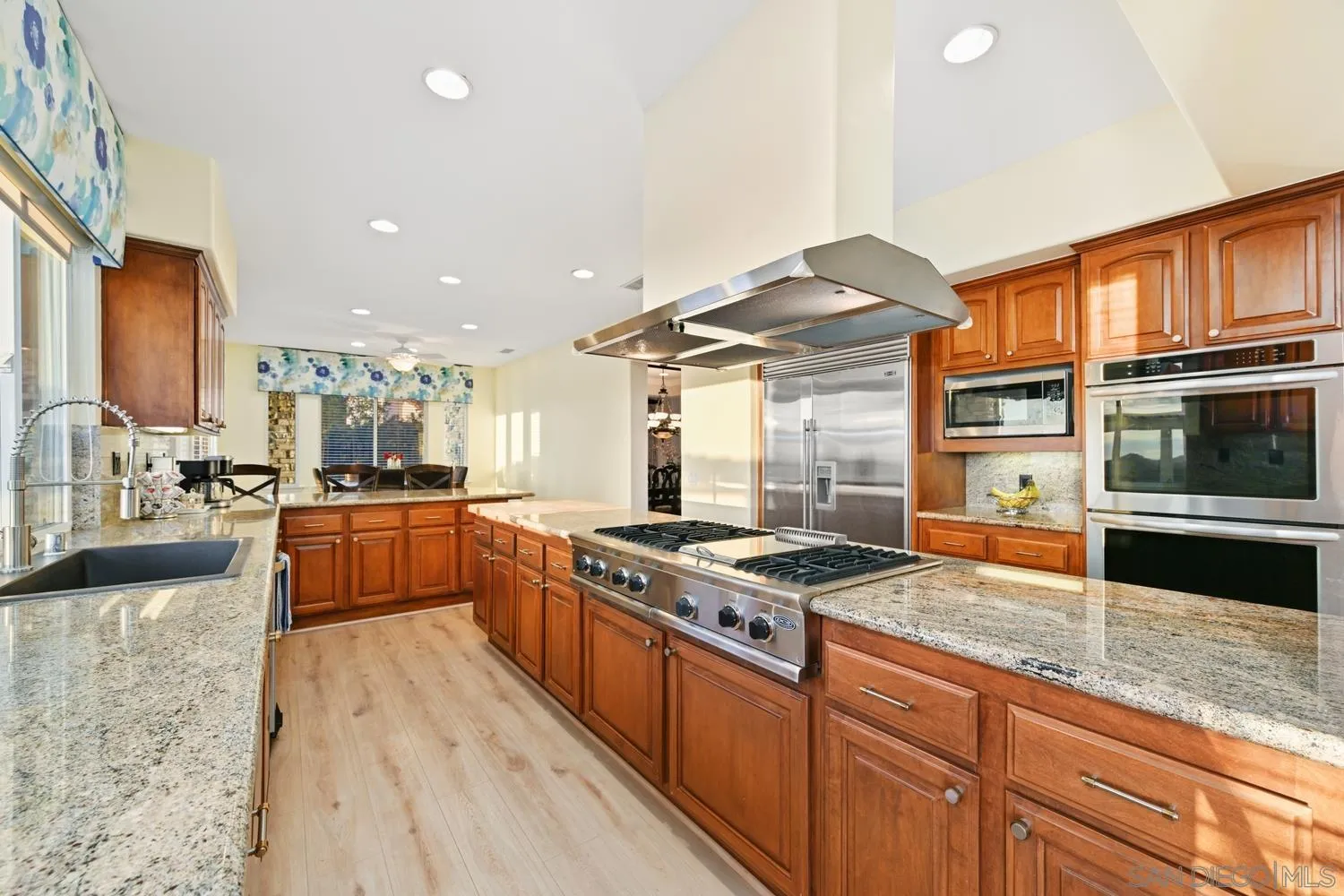 https://cdn.realtyfeed.com/cdn/127/250046117/223217d6952b0baed19cca585d0e8313.webp